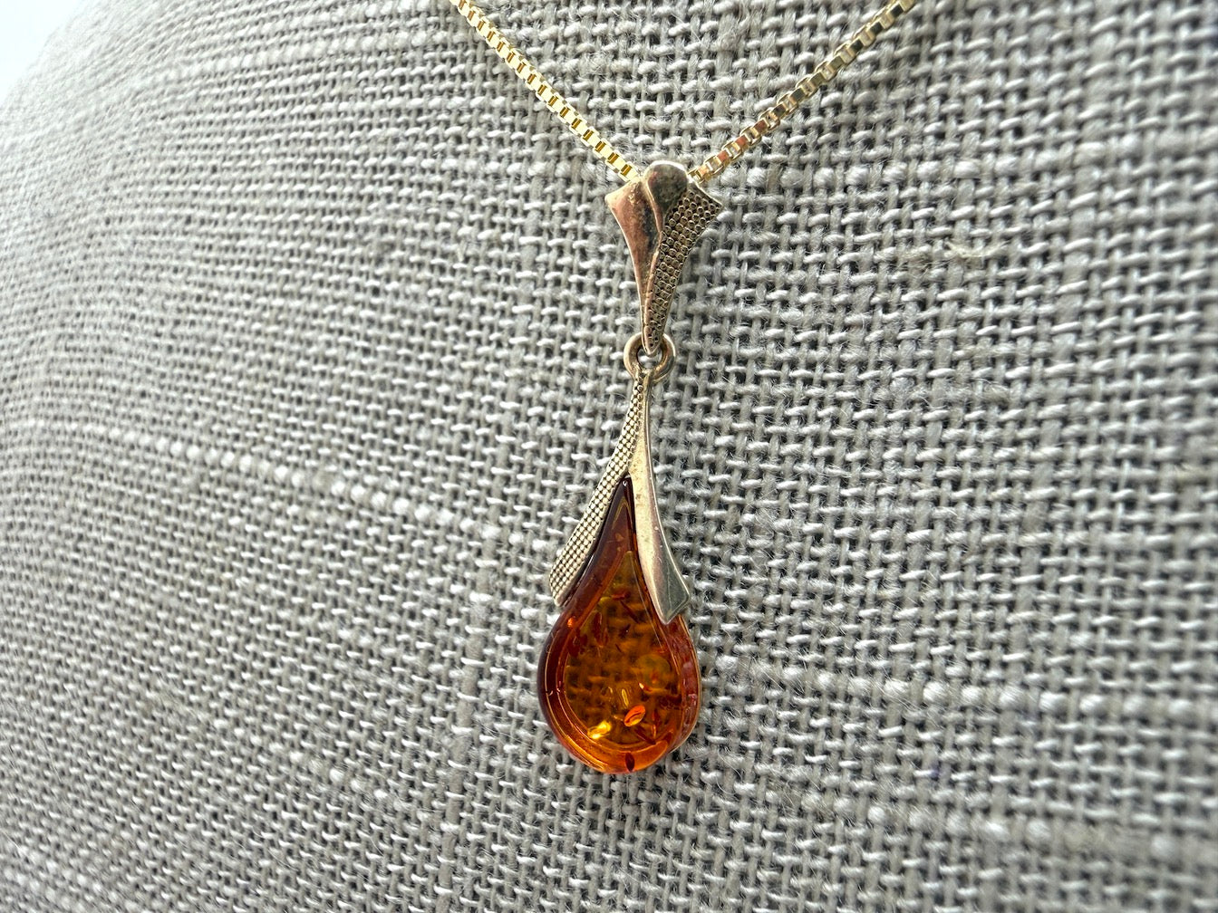 14K Gold Teardrop Pendant + Earrings Set – Handmade Luxury Gift