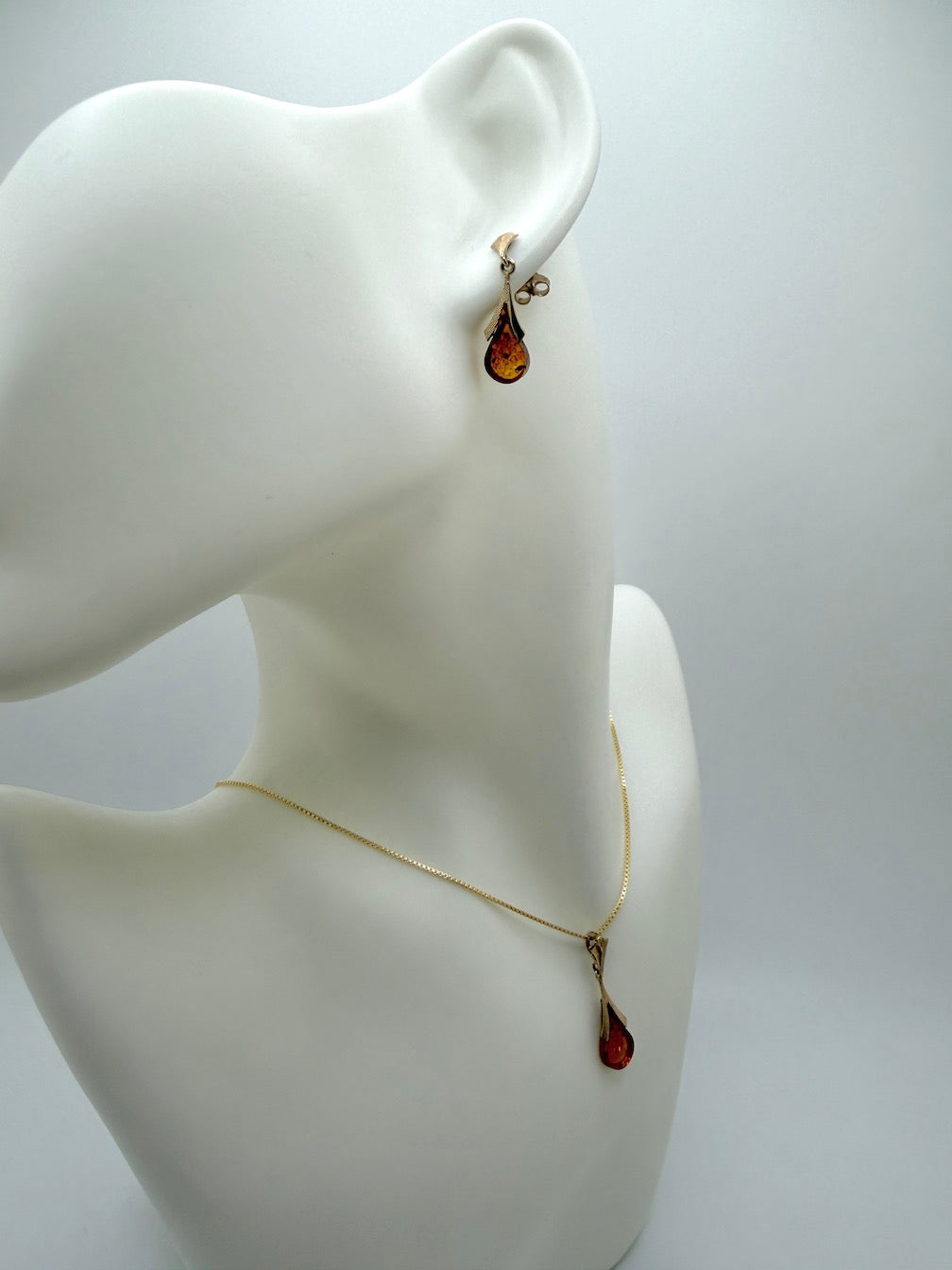 14K Gold Teardrop Pendant + Earrings Set – Handmade Luxury Gift