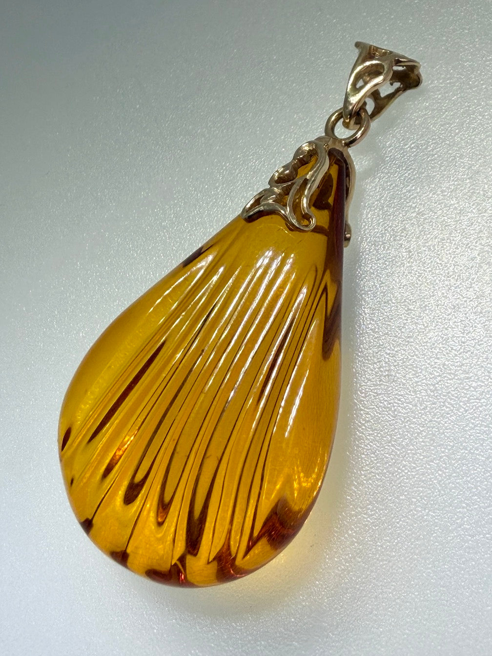 14K Gold & Genuine Honey Baltic Amber Hand-Carved Seashell Teardrop Pendant