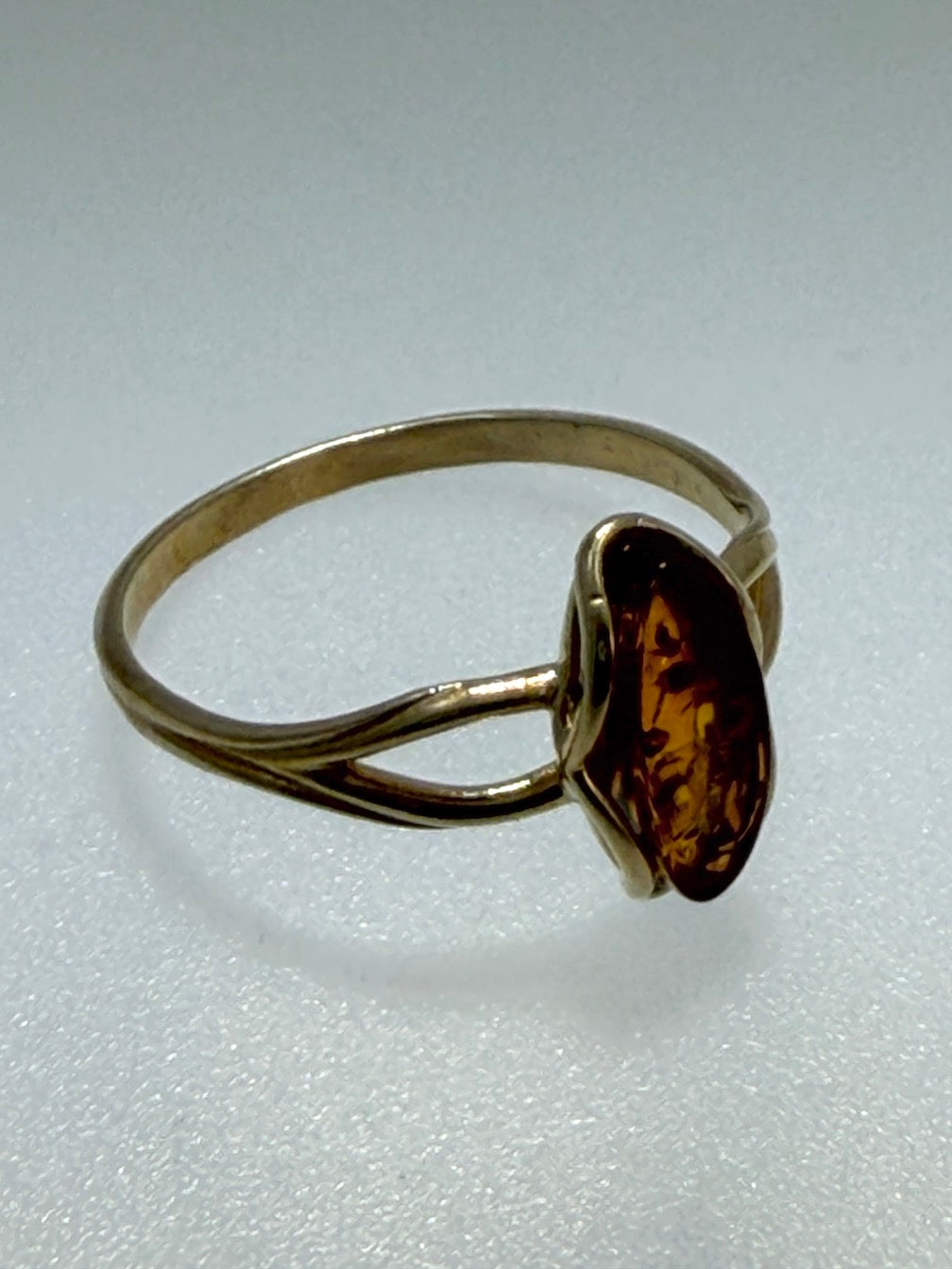 14K Gold & Honey Baltic Amber Ring – Oval Amber – Lightweight Everyday Gold Ring