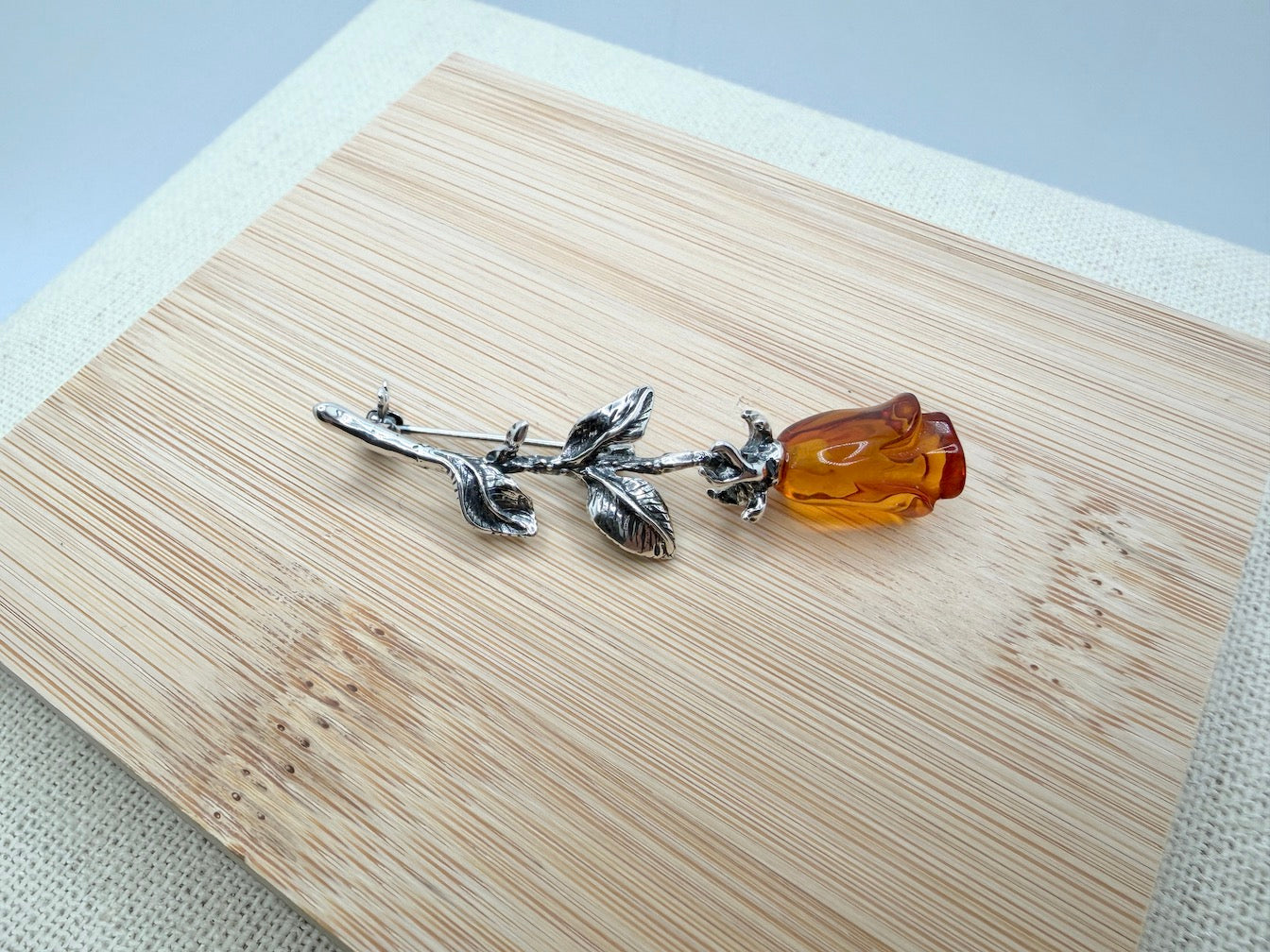 Baltic Amber Carved Rose Brooch in Sterling Silver – Honey Cognac
