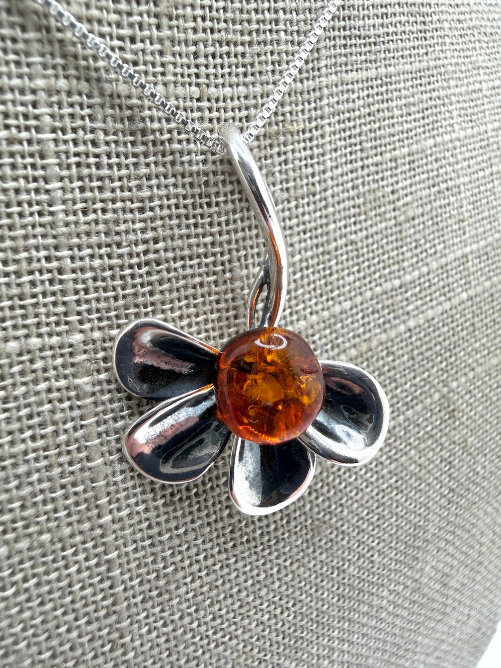Baltic Amber Flower Necklace on Box Chain – Handmade European Amber Jewelry