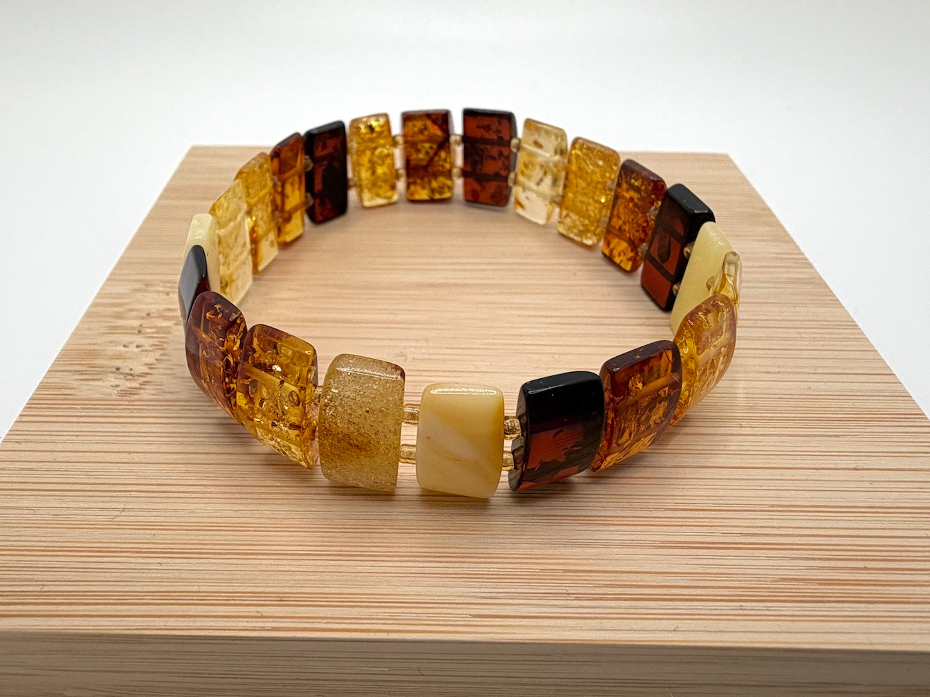 Baltic Amber Ombré Stretch Bracelet – Polished Lemon, Cognac & Cherry Amber