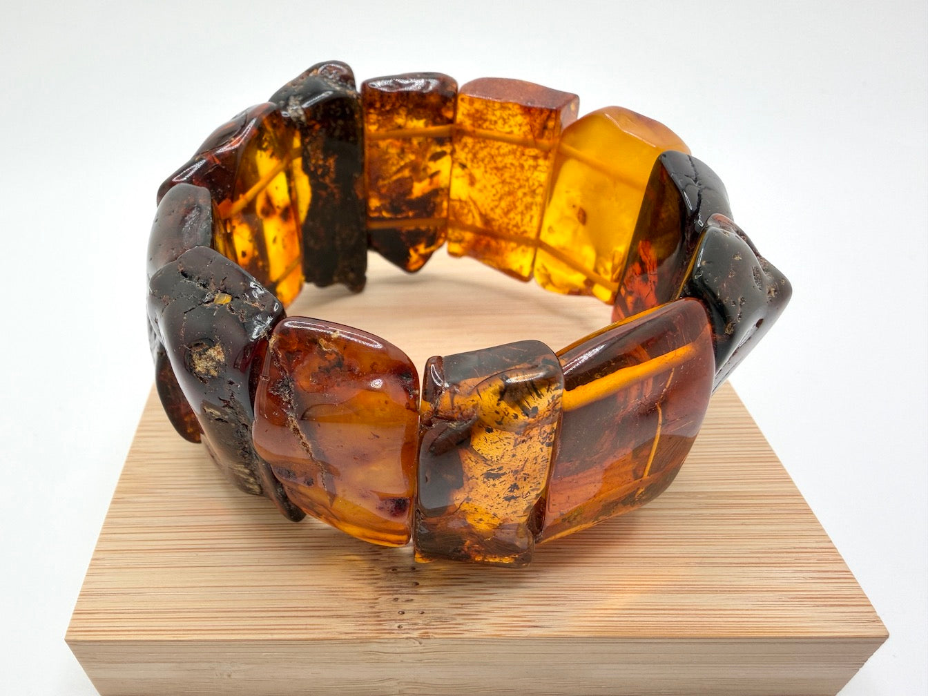 Baltic Amber Ombré Stretch Bracelet – Natural Honey, Butterscotch and Cherry Tones