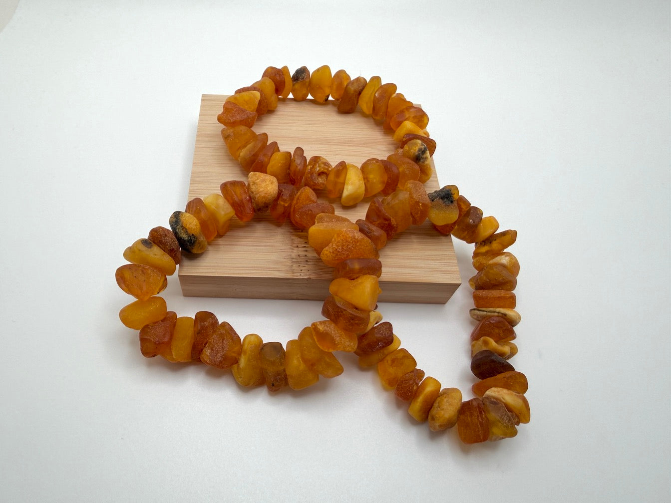 Baltic Amber Stretch Bracelet – Natural Unpolished Amber – Ombre Lemon Honey Butterscotch