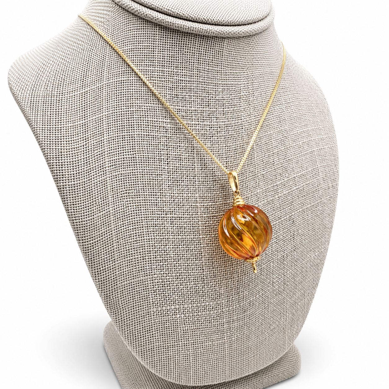 Rare Faceted Baltic Amber Pendant & Earrings Set – 14K Gold
