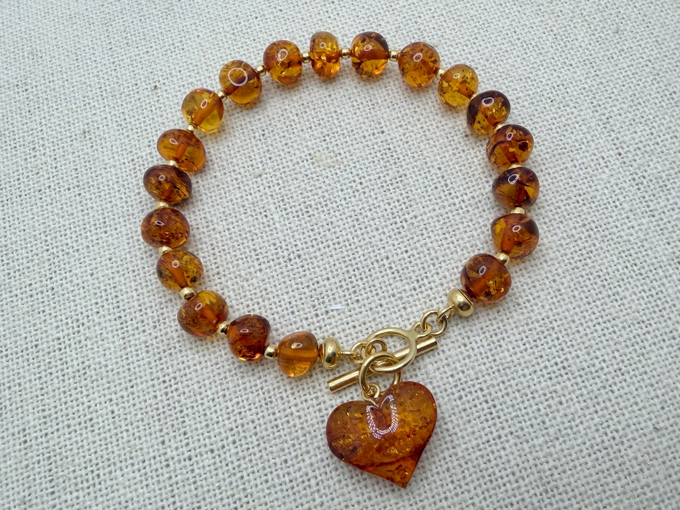 Handmade Honey Baltic Amber Bead Bracelet with Heart Charm – Genuine Baltic Amber & Gold Plated Sterling Silver Toggle