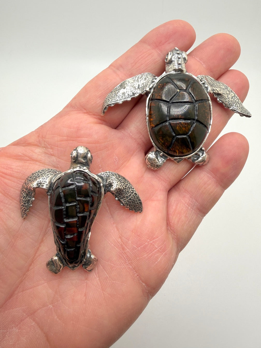 Handmade Sterling Silver Baltic Amber Sea Turtle Pendant Necklace – One-of-a-Kind Artisan Jewelry