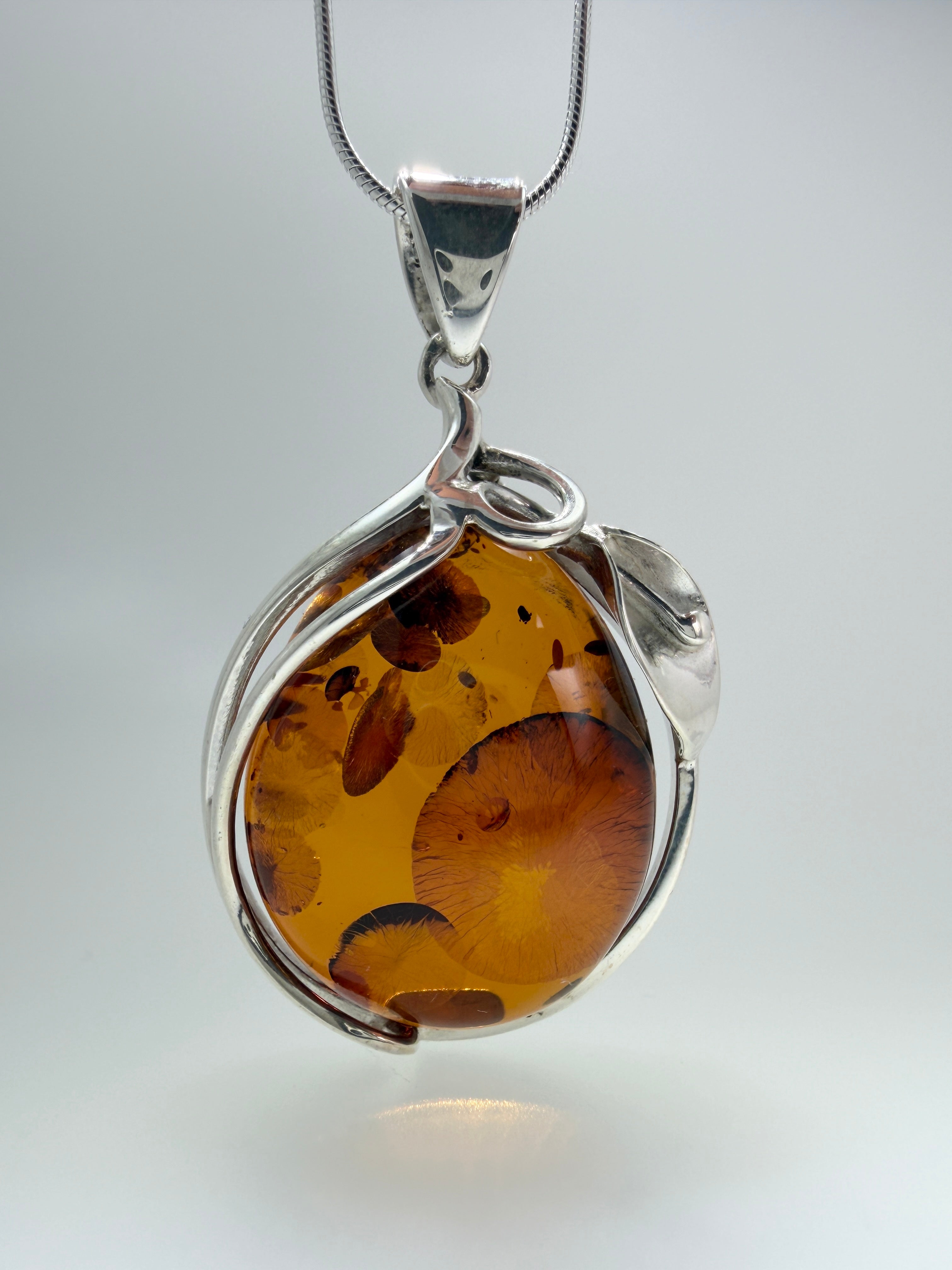 Handmade in Poland 925 Sterling Silver Calla Lily Honey Baltic Amber Pendant Necklace – Genuine Baltic Amber Jewelry