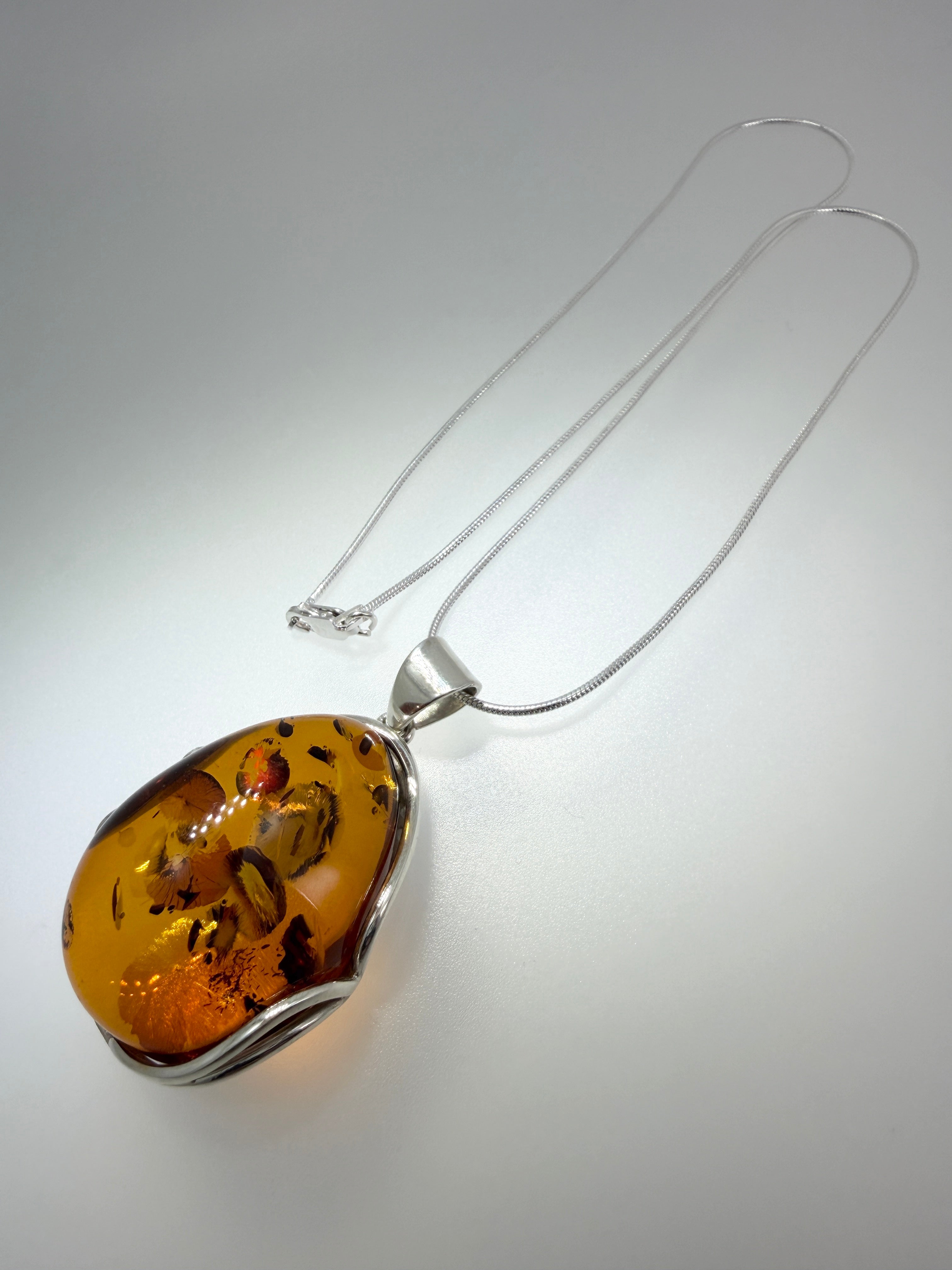 Handmade in Poland 925 Sterling Silver Honey Baltic Amber Ombre Pendant Necklace – Genuine Baltic Amber Jewelry