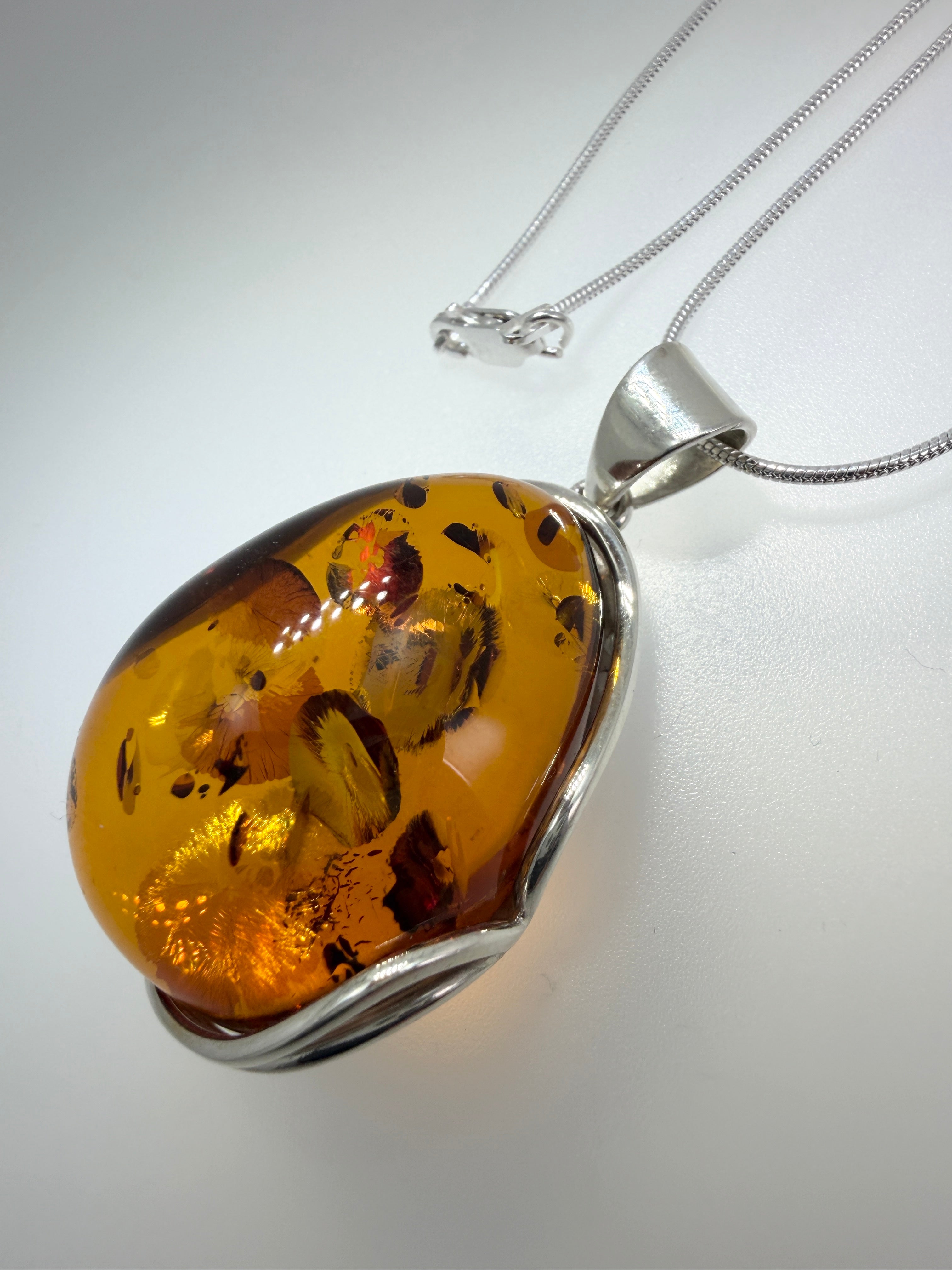 Handmade in Poland 925 Sterling Silver Honey Baltic Amber Ombre Pendant Necklace – Genuine Baltic Amber Jewelry