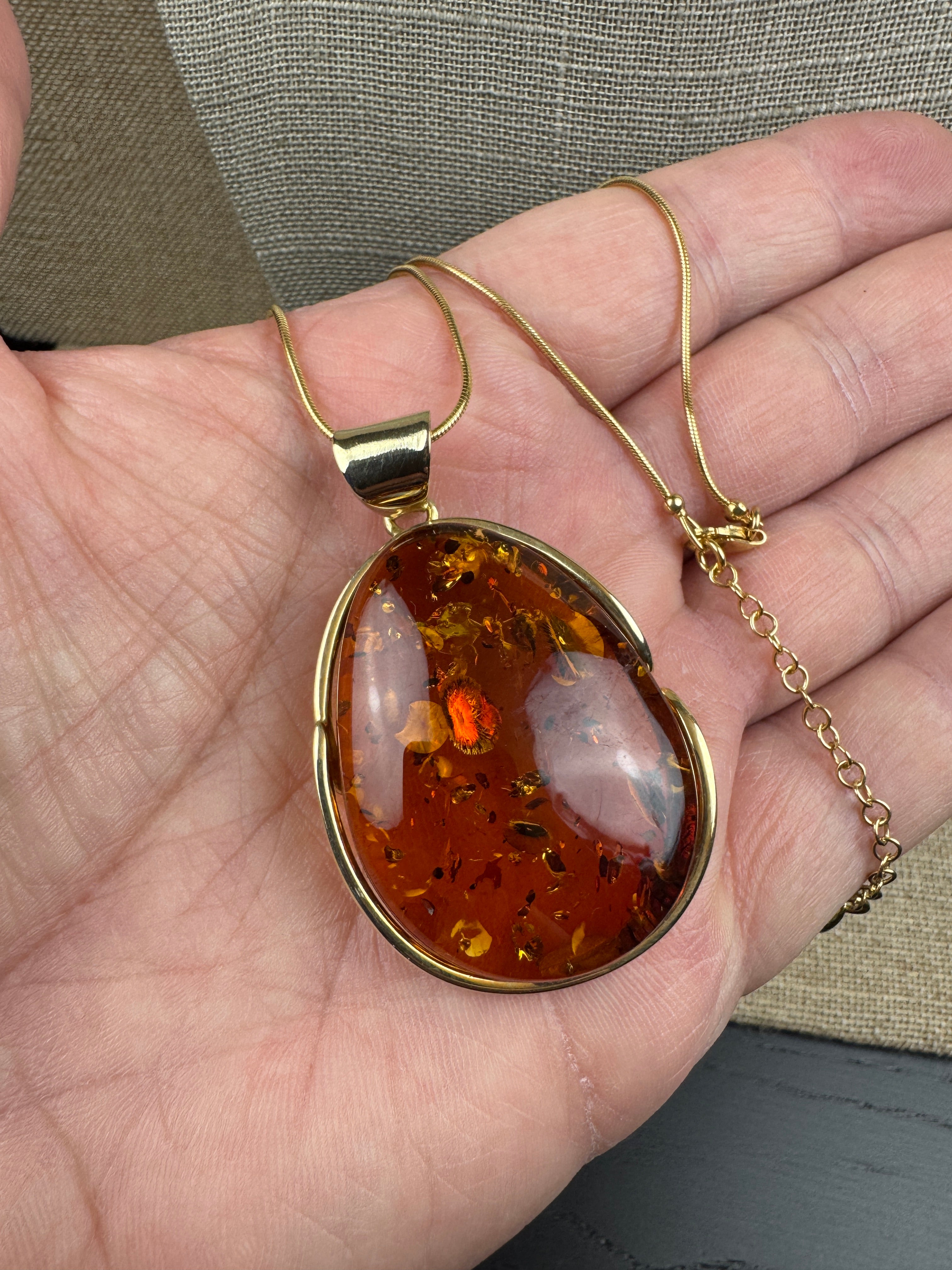 Handmade in Poland Gold Plated Sterling Silver Honey Baltic Amber Ombre Pendant Necklace – Genuine Baltic Amber Jewelry