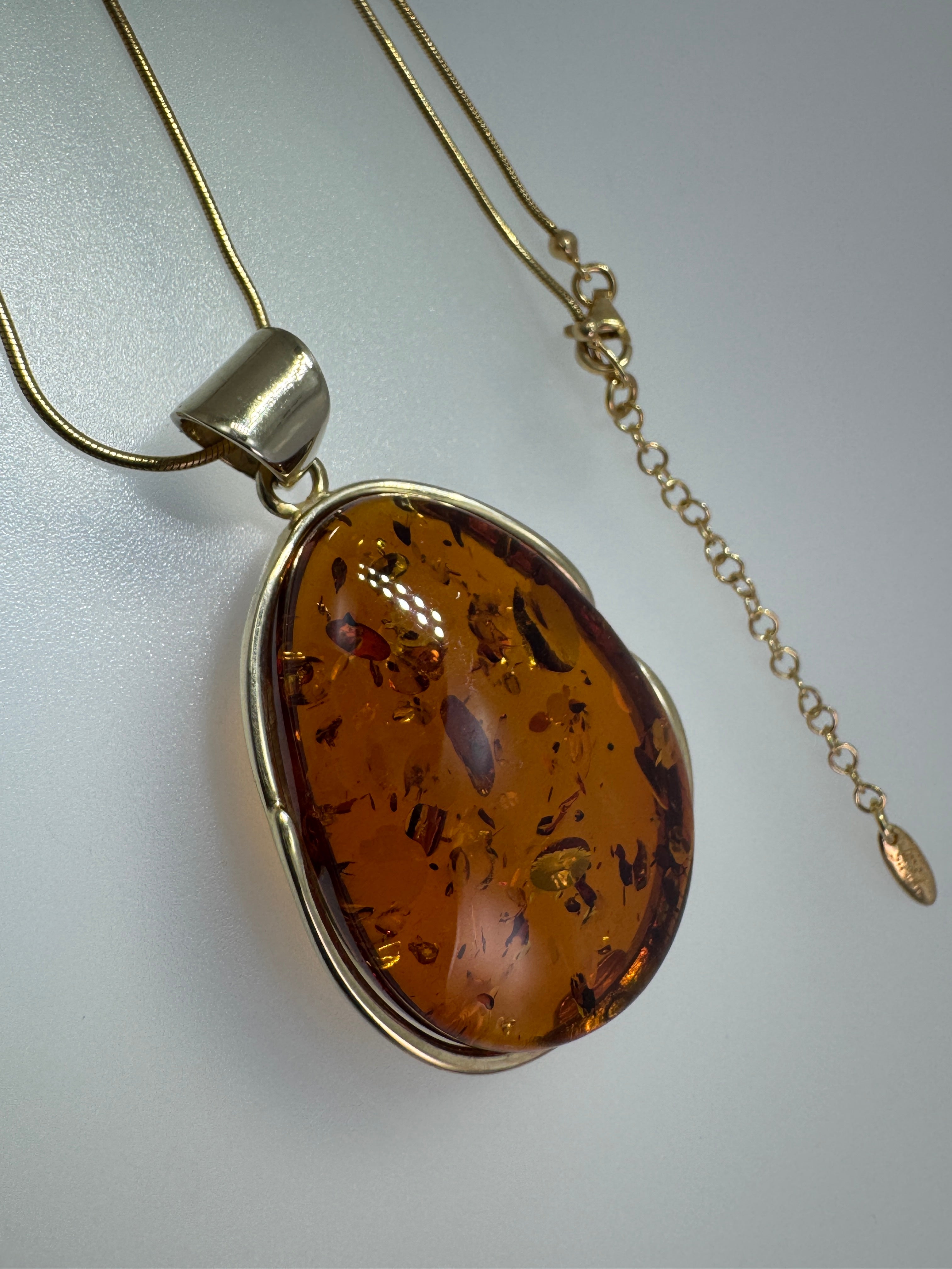 Handmade in Poland Gold Plated Sterling Silver Honey Baltic Amber Ombre Pendant Necklace – Genuine Baltic Amber Jewelry