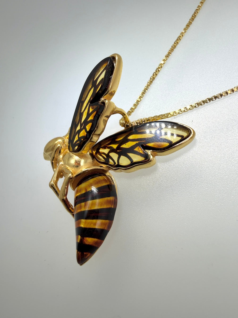 Handmade in Poland Gold Plated Sterling Silver & Genuine Baltic Amber Bumblebee Necklace – Largest Size Museum-Quality Pendant