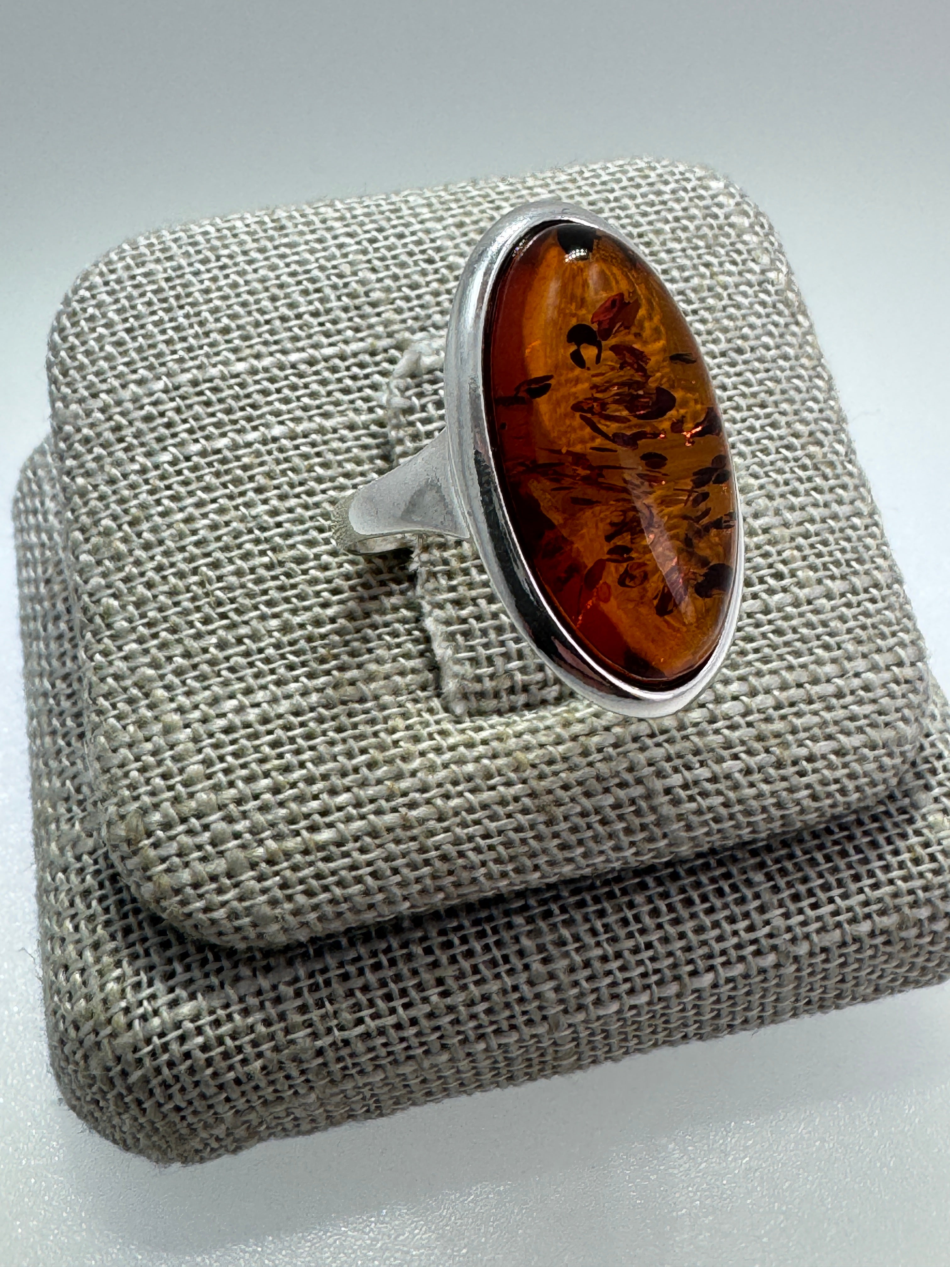 Classic Baltic Amber Ring in Sterling Silver – Oval Cabochon Honey or Green, Handmade in Poland