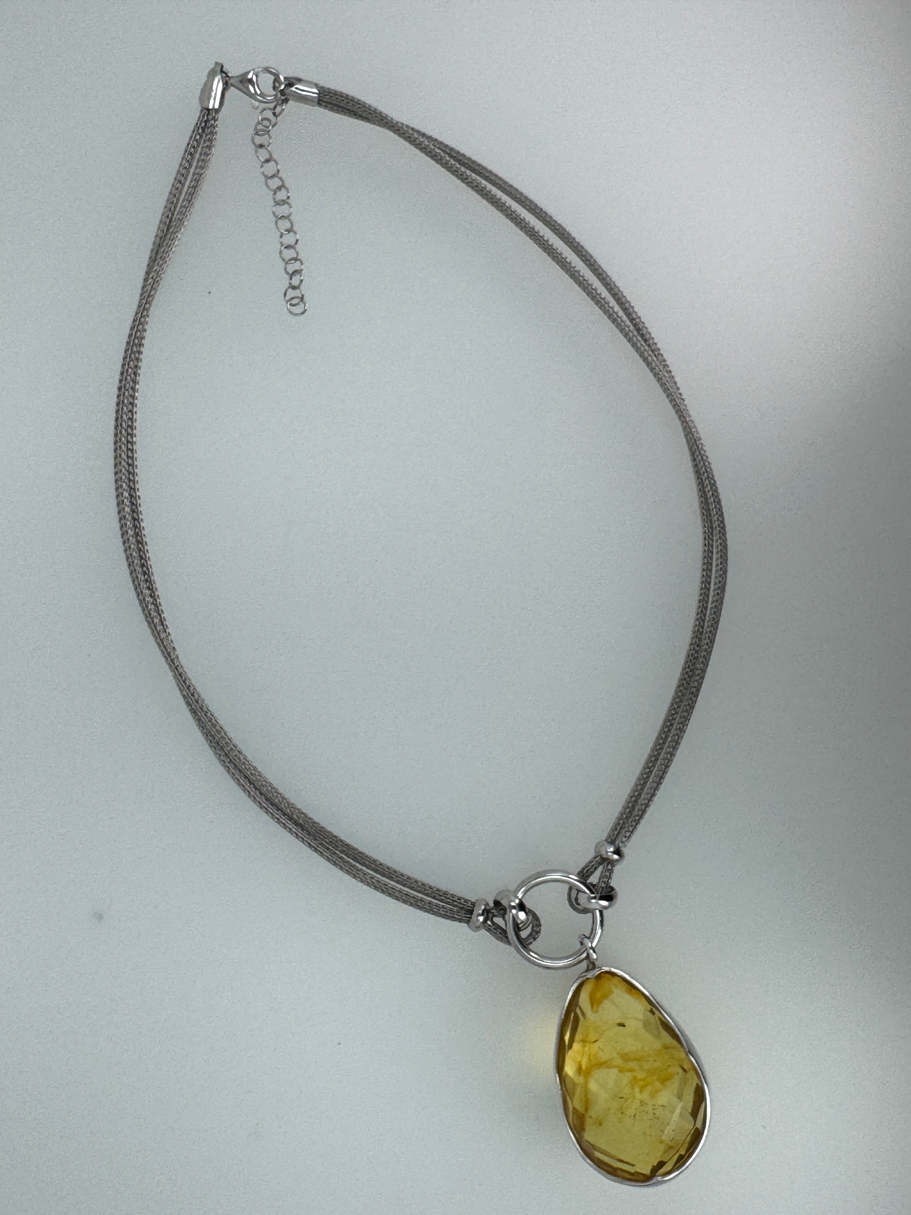 Modern Lemon Baltic Amber Necklace – Faceted Amber Stone on Multi-Wire Sterling Silver Setting