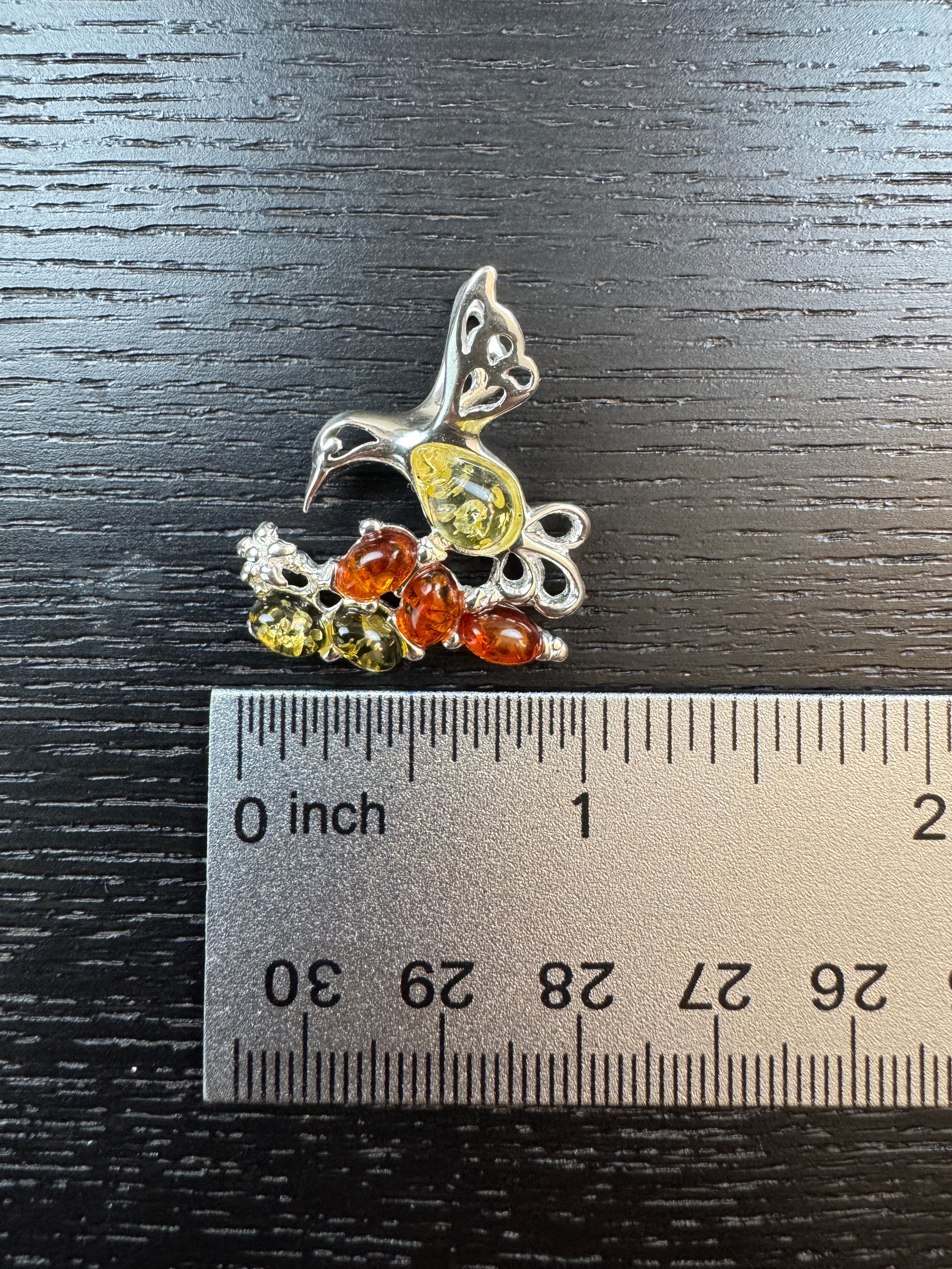 Multicolor Baltic Amber Hummingbird Pendant – Sterling Silver Elegance