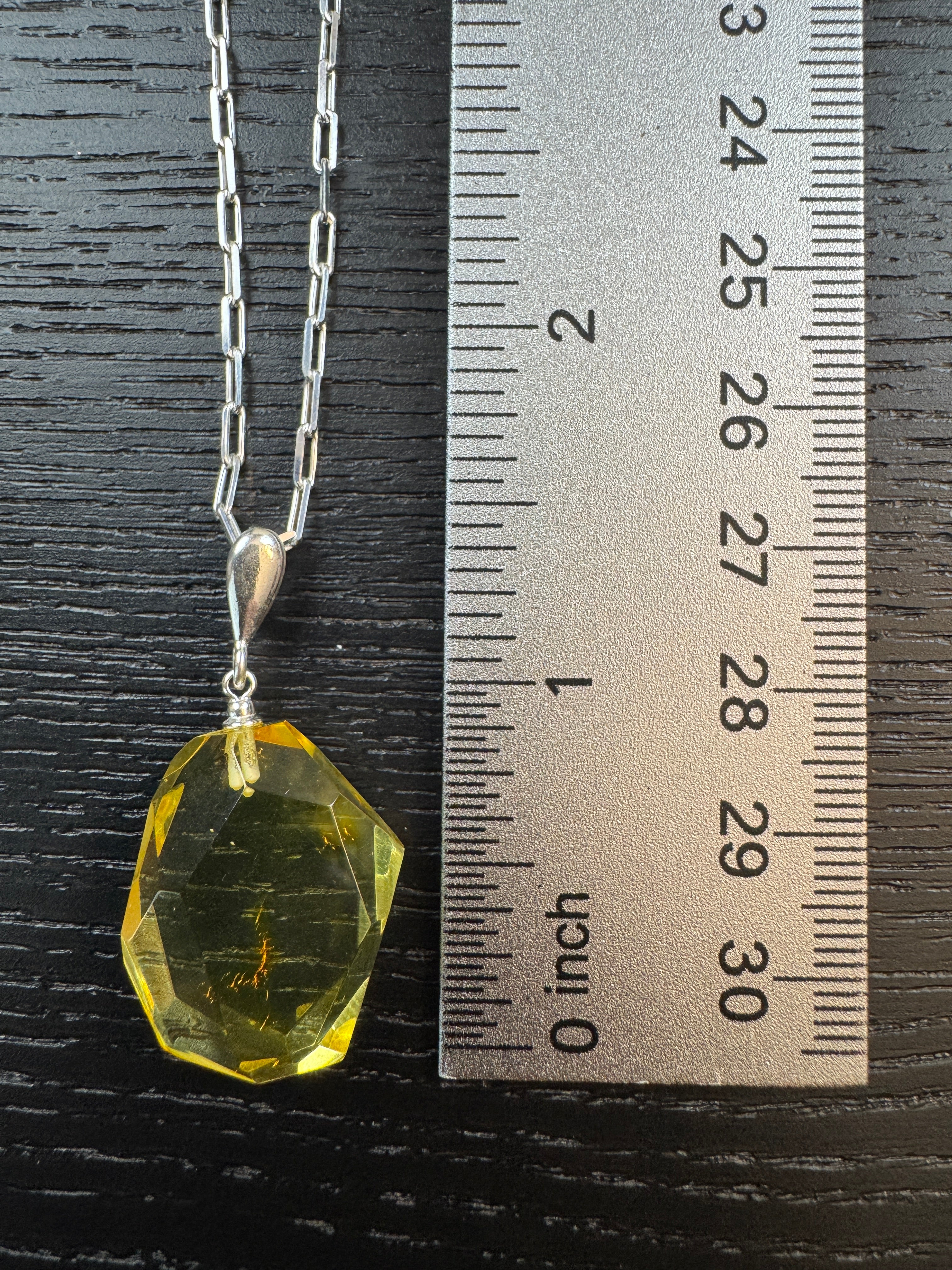 Radiant lemon glow – Faceted lemon Baltic amber pendant on choice of silver chain