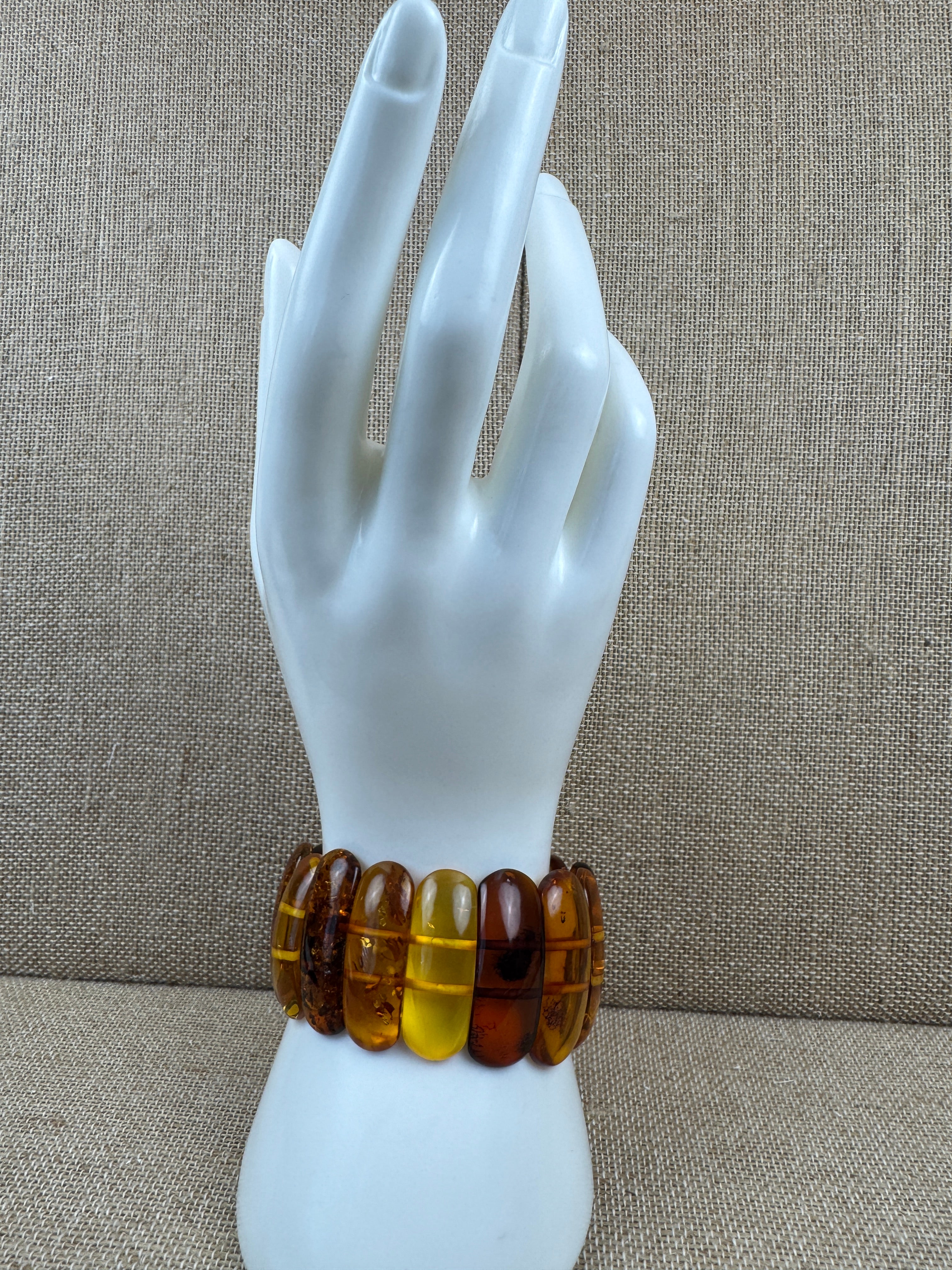 Baltic Amber Ombré Stretch Bracelet – Lemon, Cognac & Cherry Amber, Handmade in Lithuania