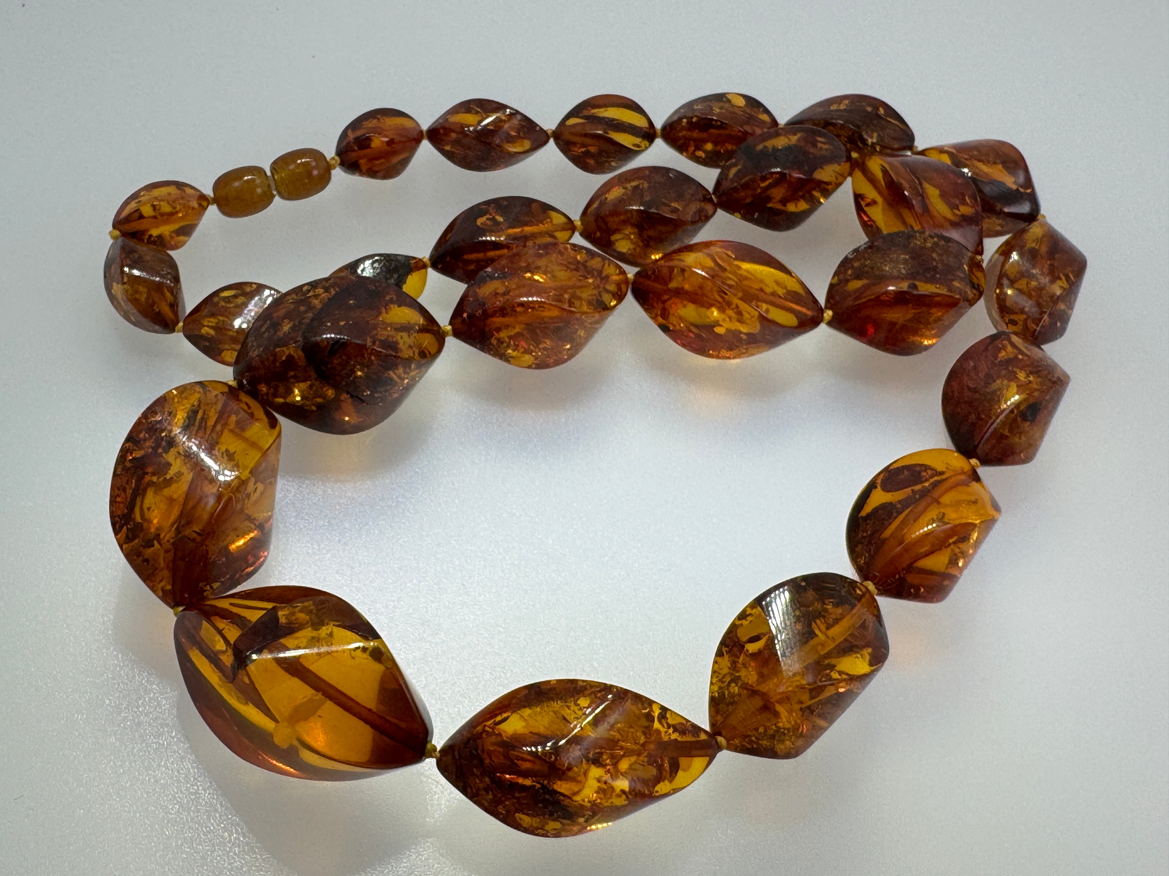 Faceted Melon-Cut Faceted Baltic Amber Bead Necklace – Handmade in Lithuania