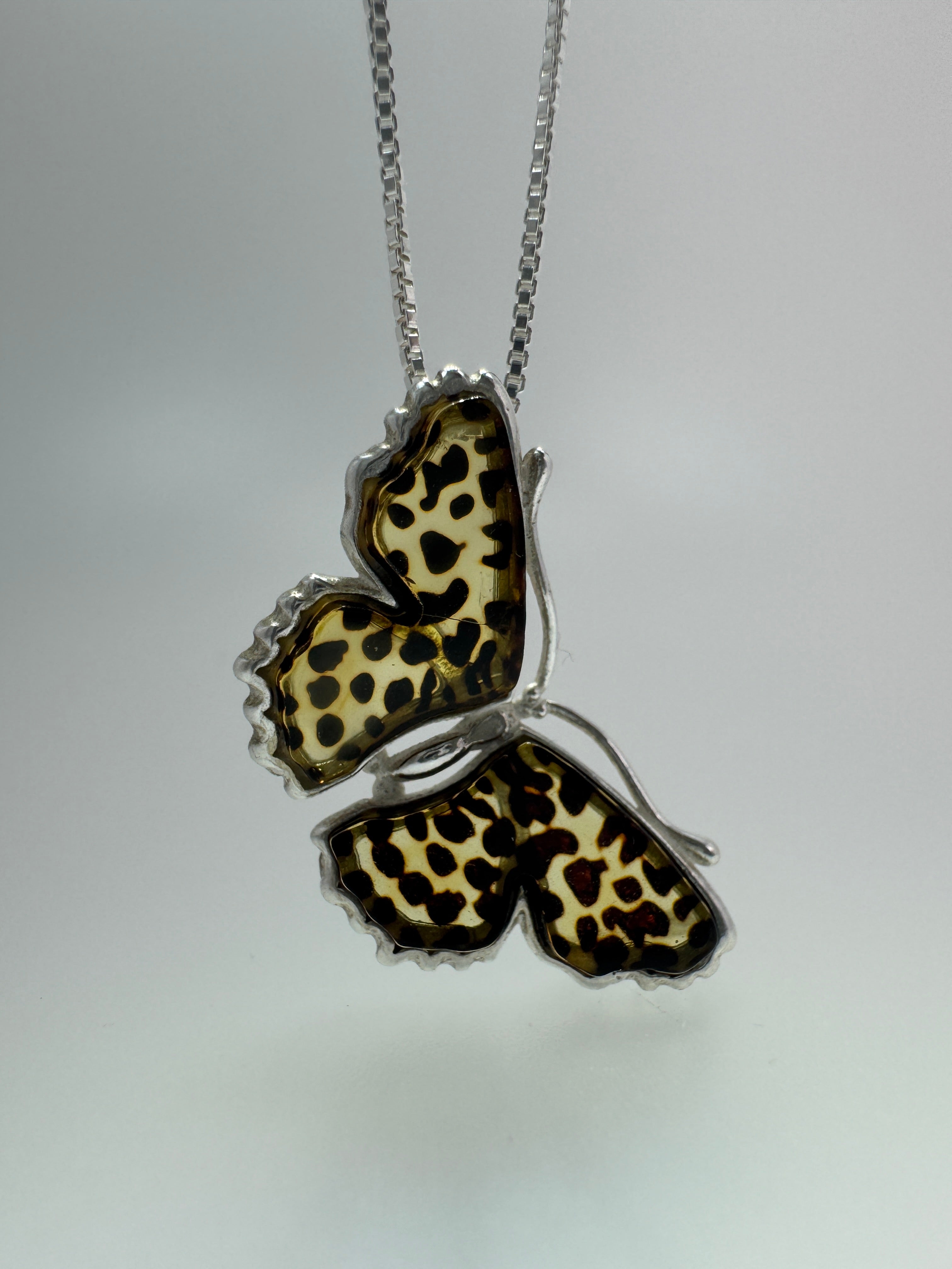 Hand-Etched Baltic Amber Butterfly Pendant on Silver chain – Sterling Silver Elegance