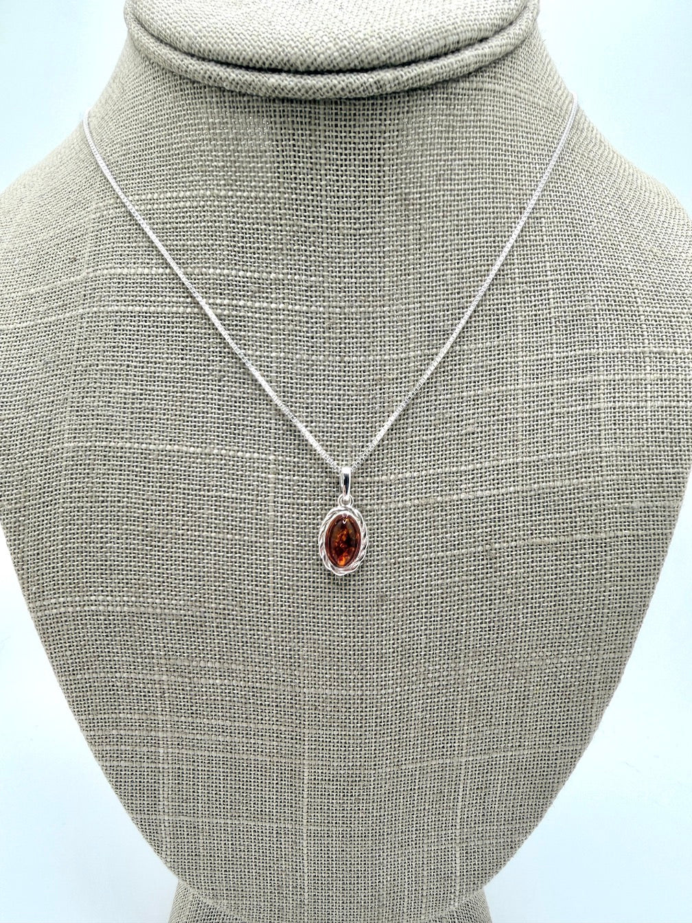 Petite Baltic Amber Oval Pendant – Sterling Silver Mini Amber Necklace on Box Chain – Minimal Everyday Jewelry