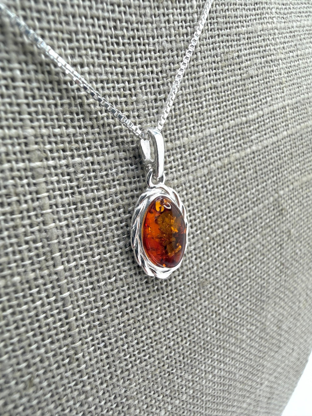 Petite Baltic Amber Oval Pendant – Sterling Silver Mini Amber Necklace on Box Chain – Minimal Everyday Jewelry