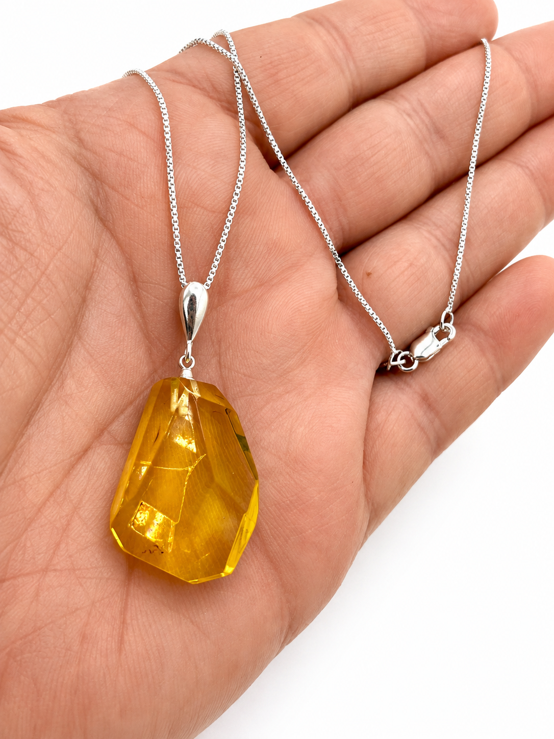 Rare Clear Lemon Baltic Amber Faceted Pendant Necklace