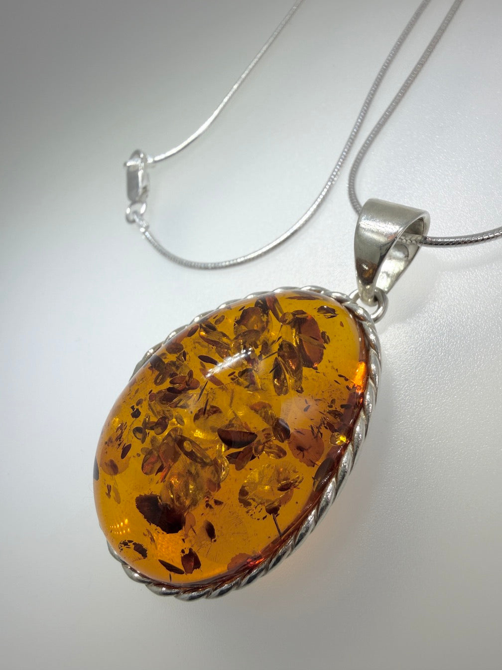 Sterling Silver Honey Baltic Amber Ombre Pendant Necklace – Genuine Baltic Amber Jewelry