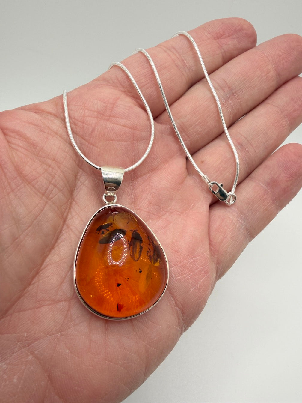 Sterling Silver Honey Baltic Amber Ombre Pendant Necklace – Genuine Baltic Amber Jewelry