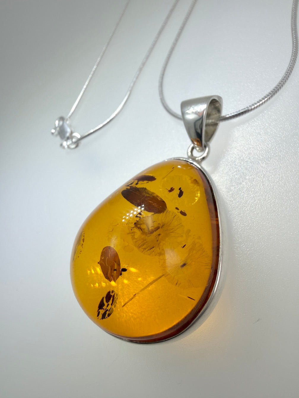 Sterling Silver Honey Baltic Amber Ombre Pendant Necklace – Genuine Baltic Amber Jewelry