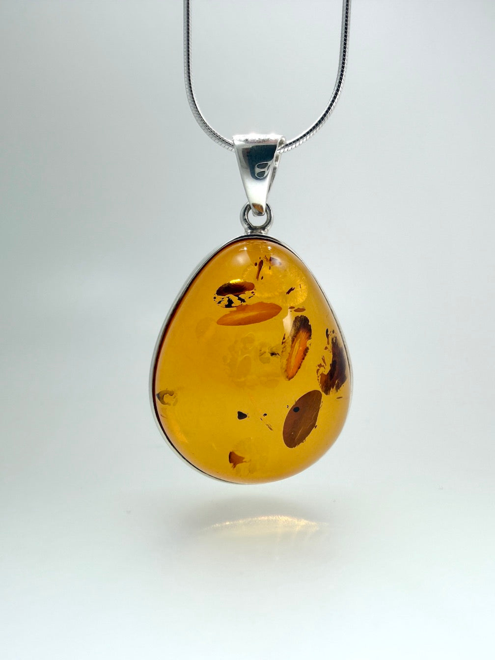 Sterling Silver Honey Baltic Amber Ombre Pendant Necklace – Genuine Baltic Amber Jewelry