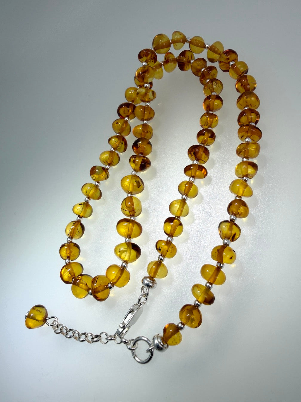 Sterling Silver & Honey Baltic Amber Bead Necklace – Graduated Amber Everyday Necklace