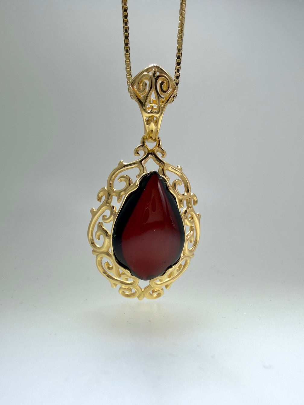 Vintage Gothic Swirl Baltic Amber Jewelry Set – Sterling Silver Earrings, Necklace & Ring