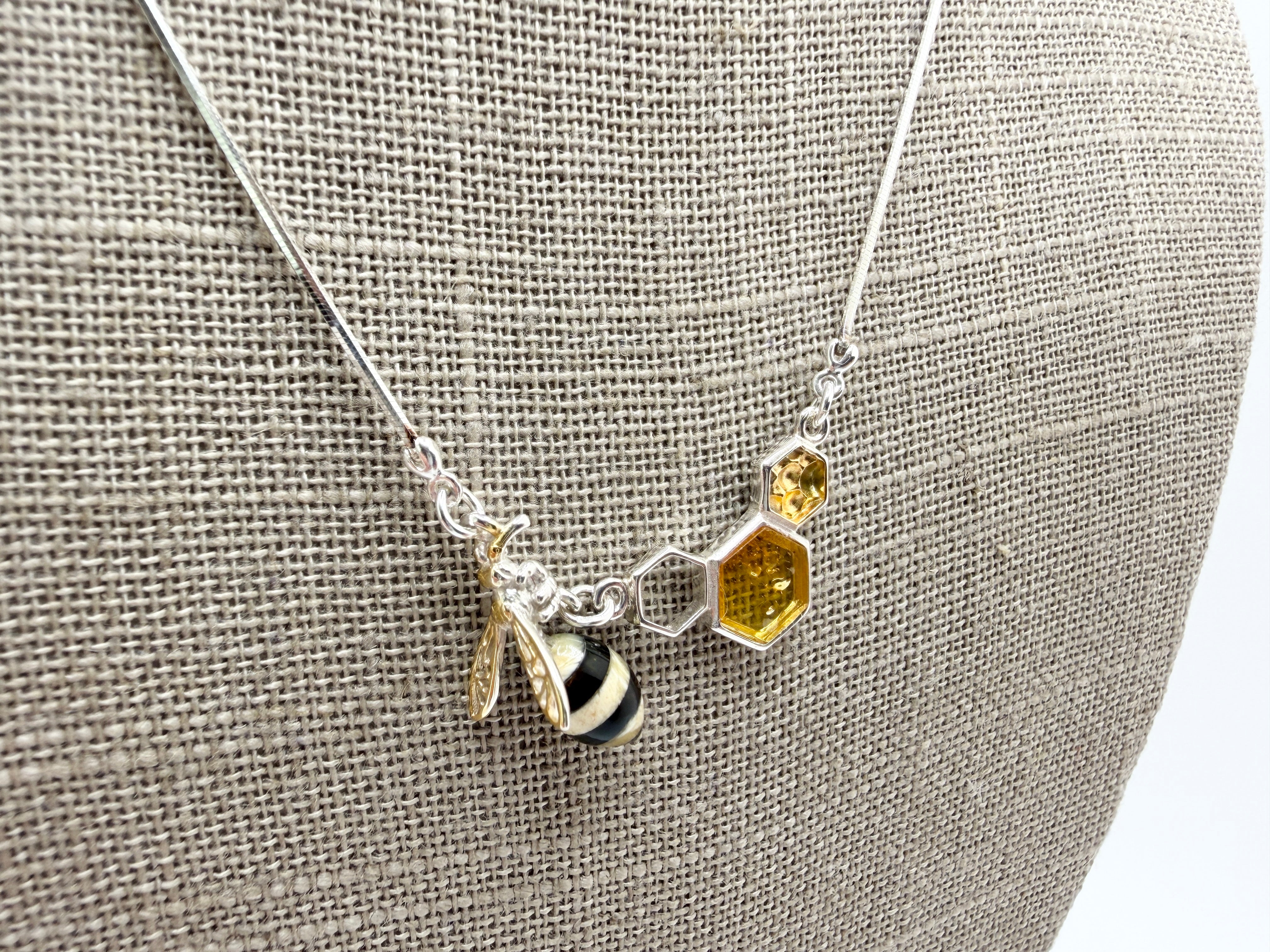Whimsical Sterling Silver & Multicolor Baltic Amber Bumblebee Honeycomb Necklace – Handmade in Poland