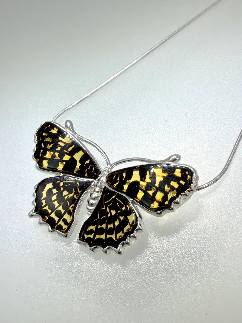 Stunning Amber and Gold Necklaces for Every Budget