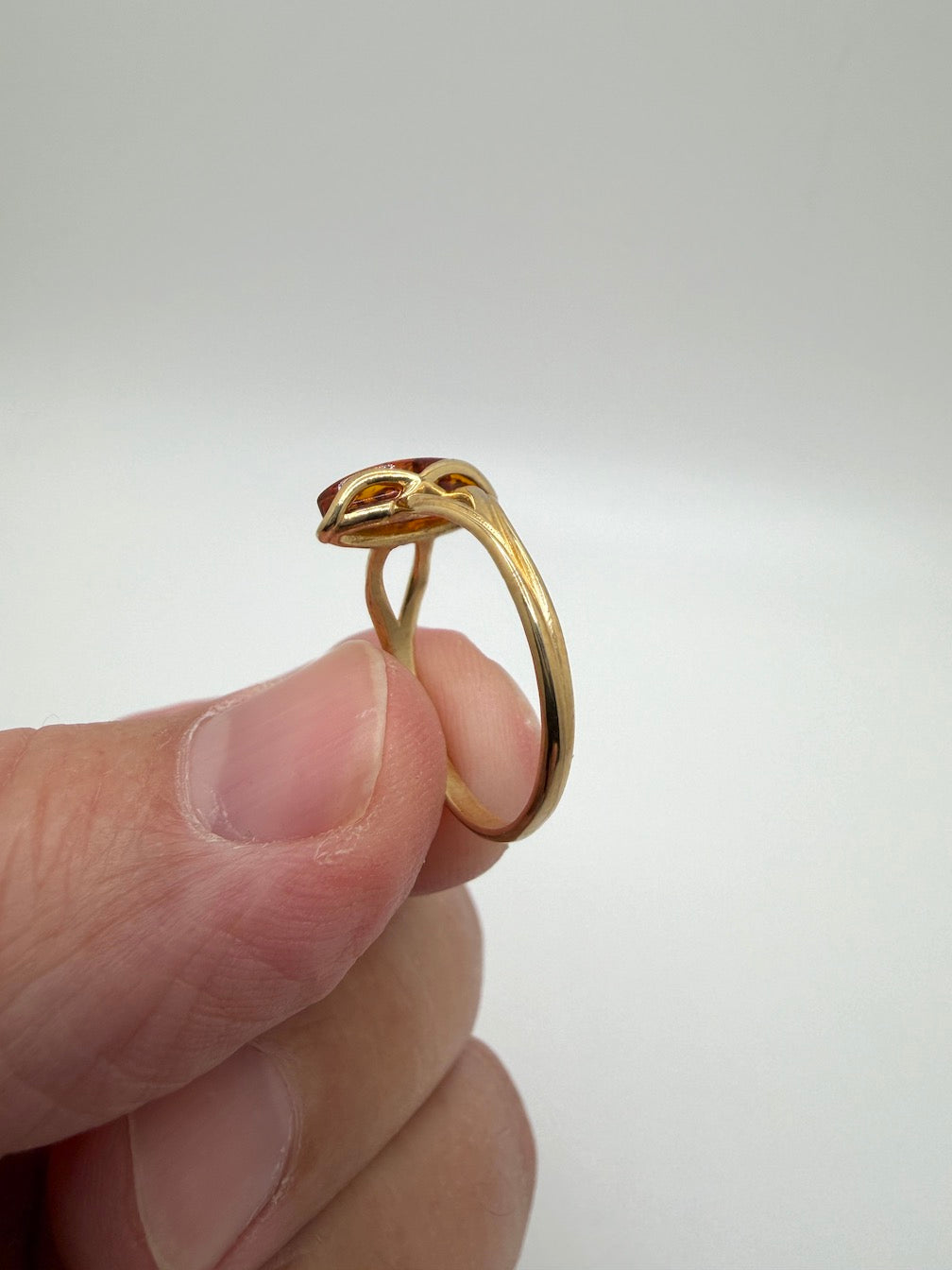 14K Gold & Honey Baltic Amber Ring – Oval Amber – Lightweight Everyday Gold Ring