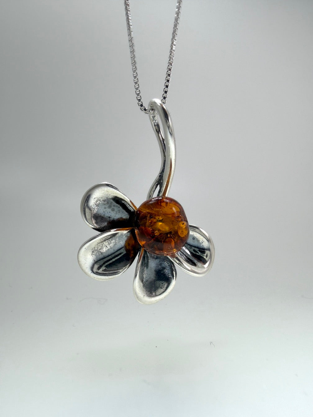Baltic Amber Flower Necklace on Box Chain – Handmade European Amber Jewelry