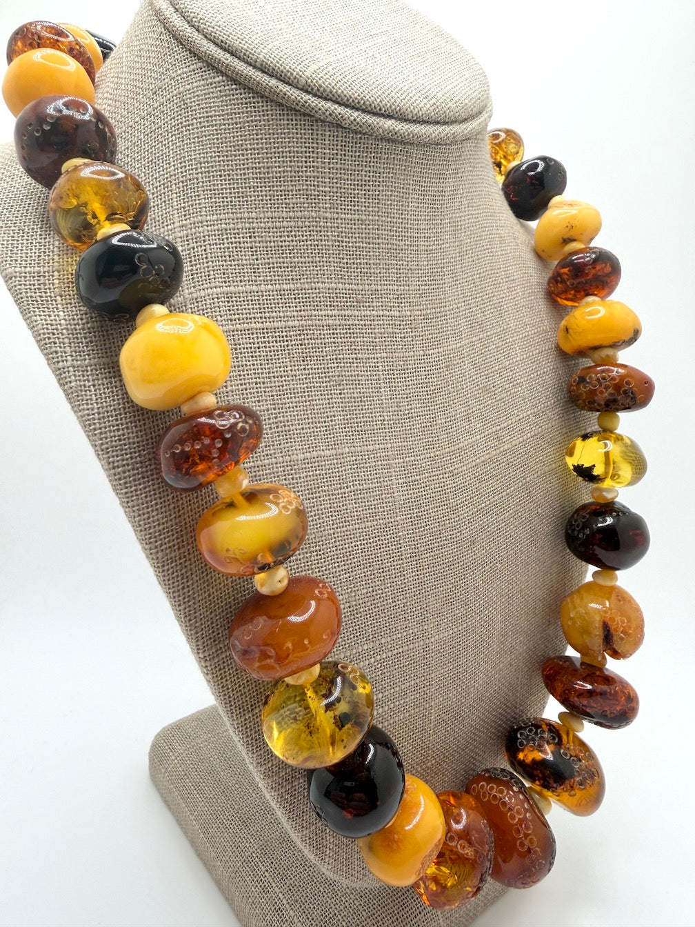 Baltic Amber Ombre Bead Necklace – Multicolor Graduated Design