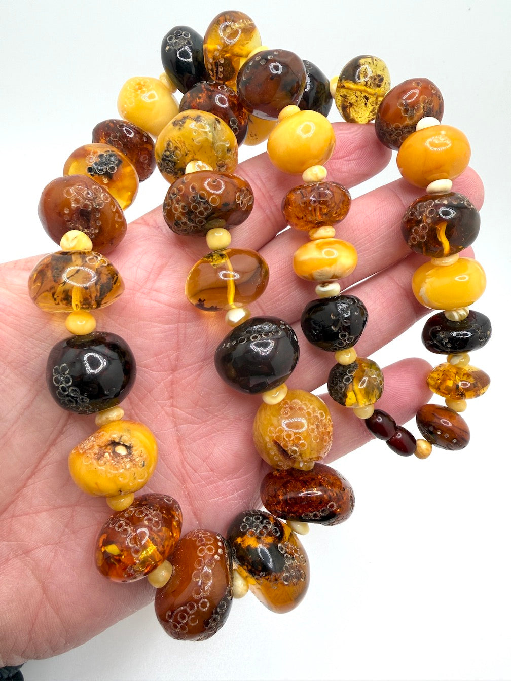 Baltic Amber Ombre Bead Necklace – Multicolor Graduated Design