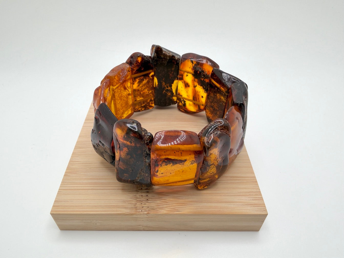 Baltic Amber Ombré Stretch Bracelet – Natural Honey, Butterscotch and Cherry Tones