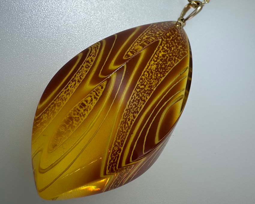 Genuine Hand-Etched Baltic Amber Pendant - Honey Amber in Solid 14K Gold on Rope Chain