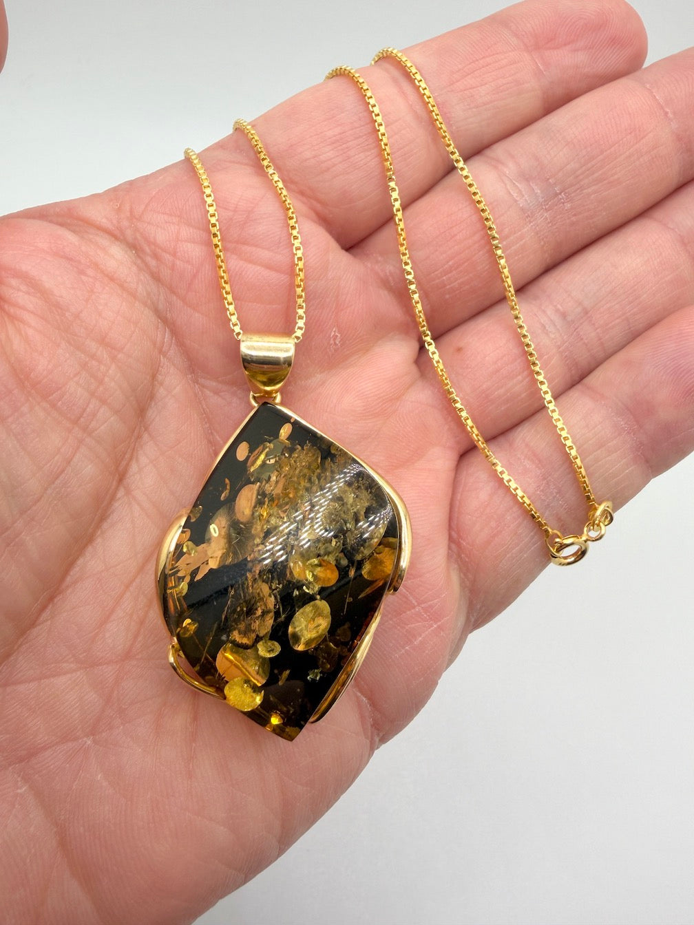 Modern Faceted Gold Plated Sterling Silver & Genuine Green Baltic Amber Pendant Necklace — One-of-a-Kind Museum Quality