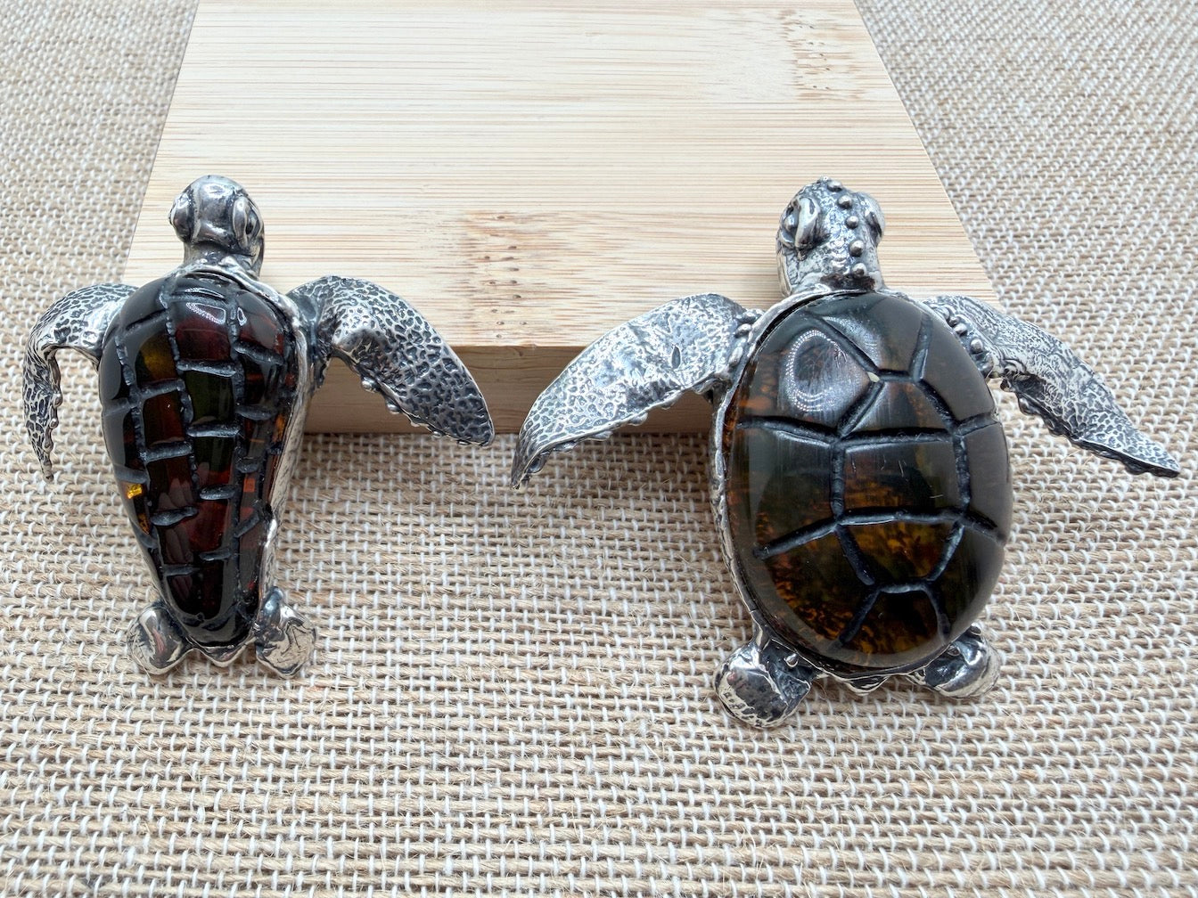 Handmade Sterling Silver Baltic Amber Sea Turtle Pendant Necklace – One-of-a-Kind Artisan Jewelry
