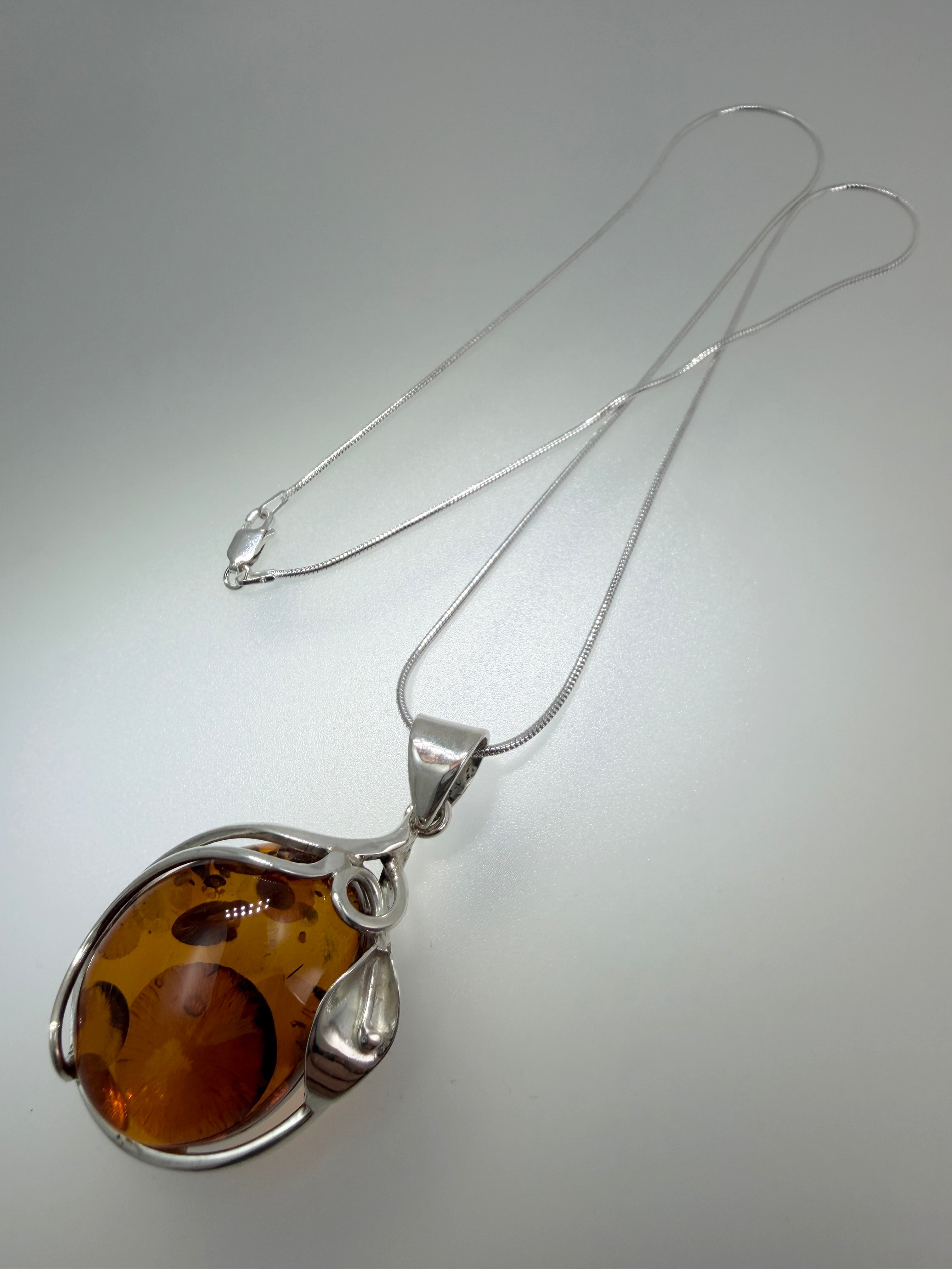 Handmade in Poland 925 Sterling Silver Calla Lily Honey Baltic Amber Pendant Necklace – Genuine Baltic Amber Jewelry