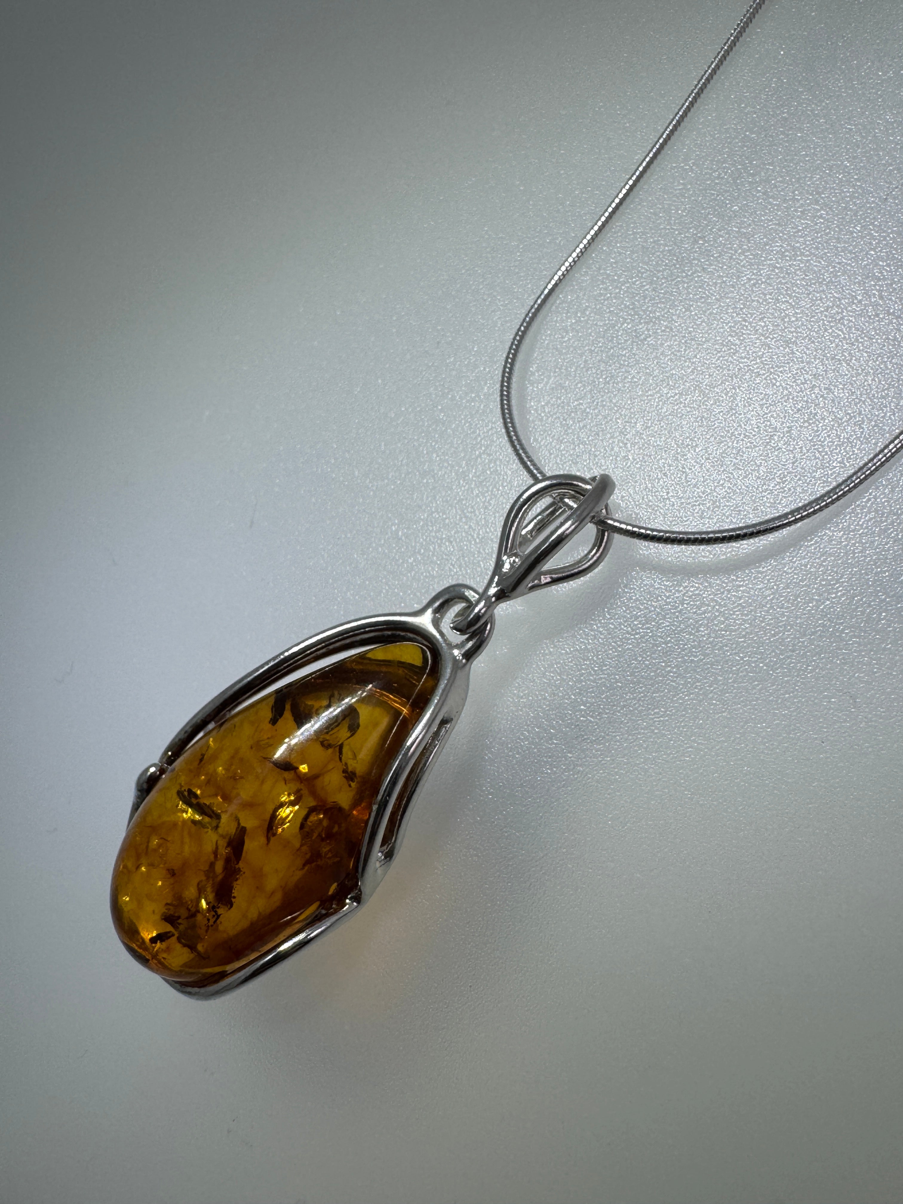 Handmade Classic Baltic Amber & Sterling Silver Pendant Necklace – 18” Snake Chain
