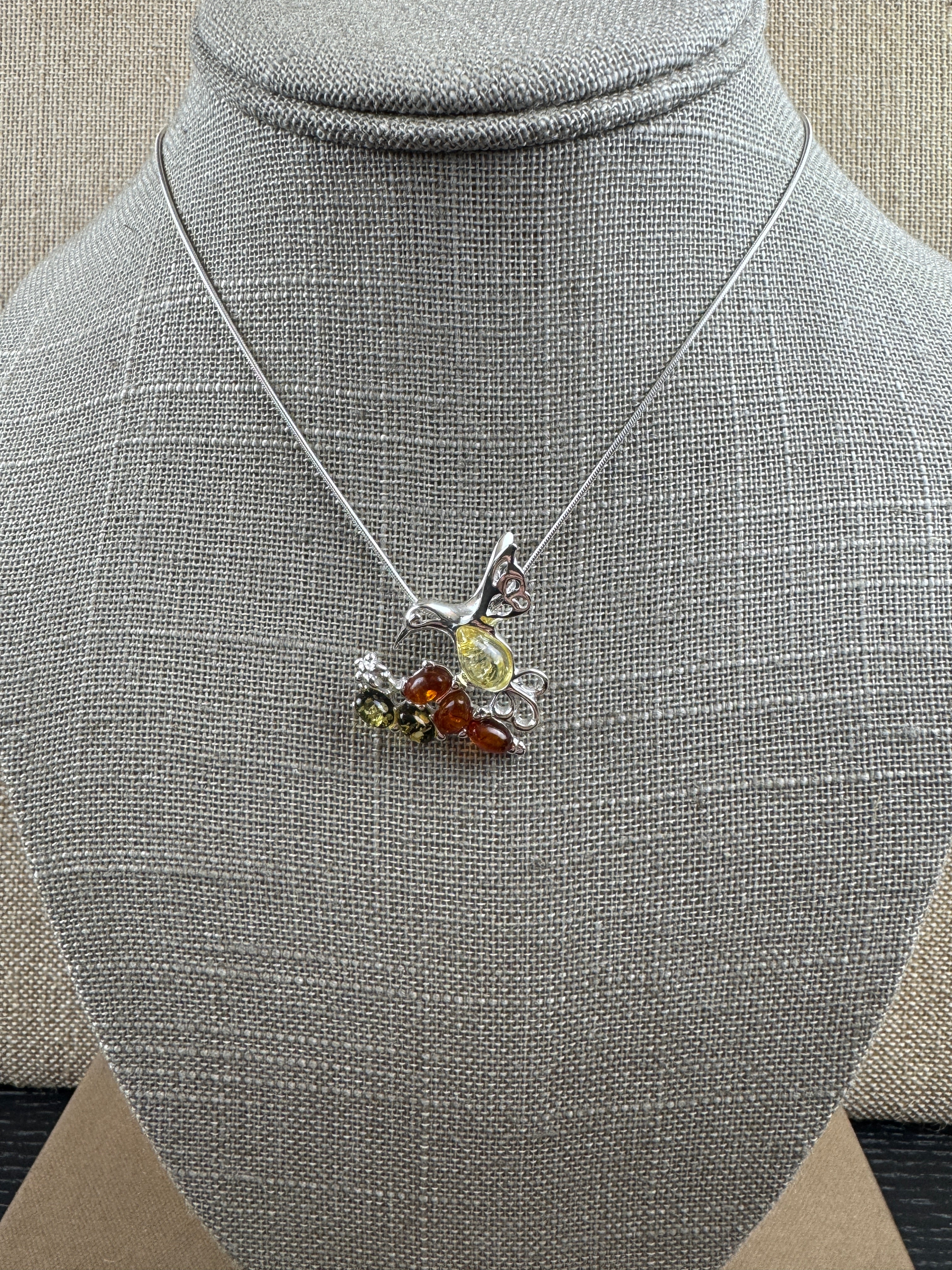 Multicolor Baltic Amber Hummingbird Pendant – Sterling Silver Elegance