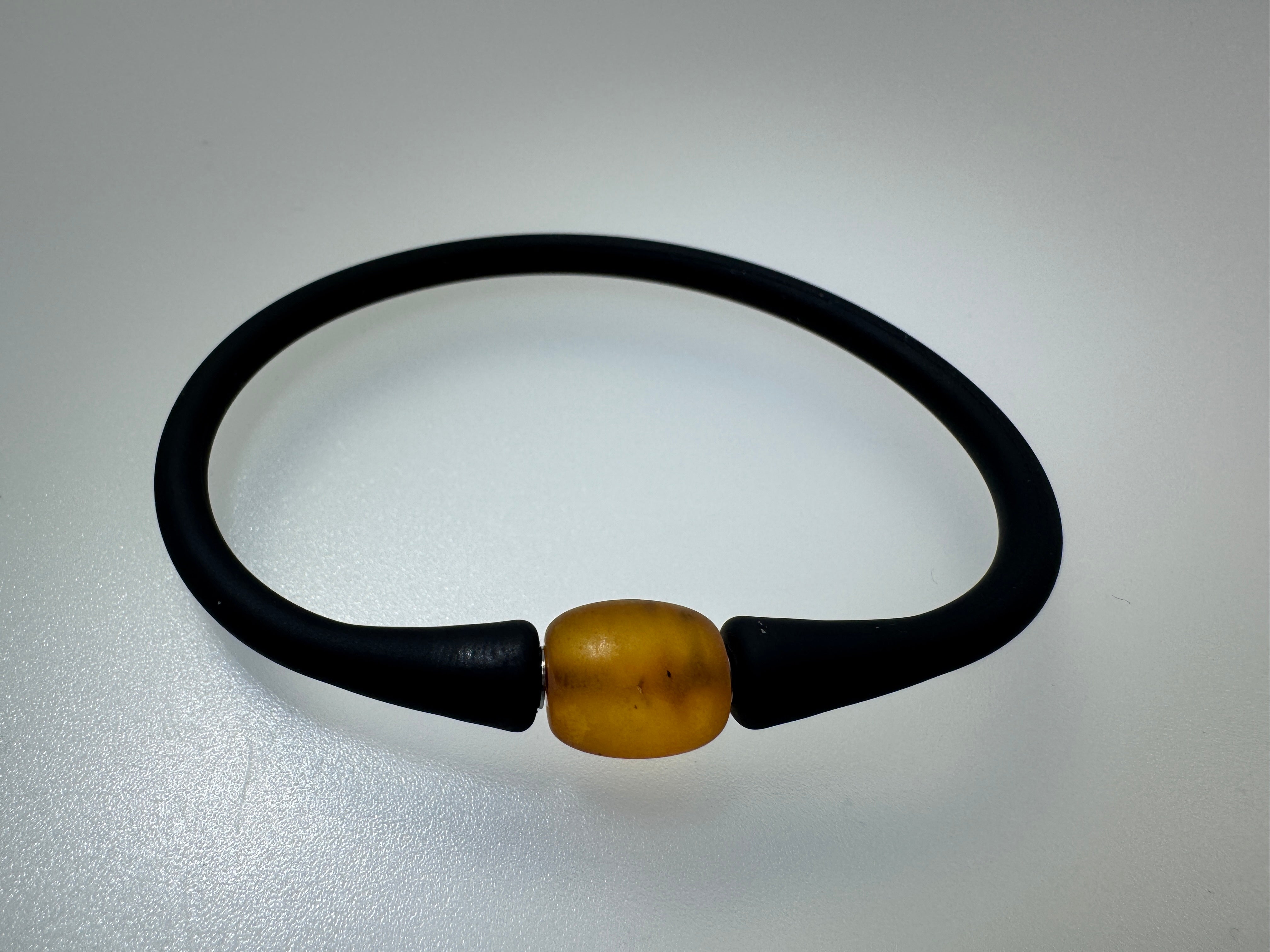 Youth Men’s Silicone Baltic Amber Bracelet – Unpolished 10mm Bead & Easy Lock Closure - Soft Silicone Band with Natural Bead