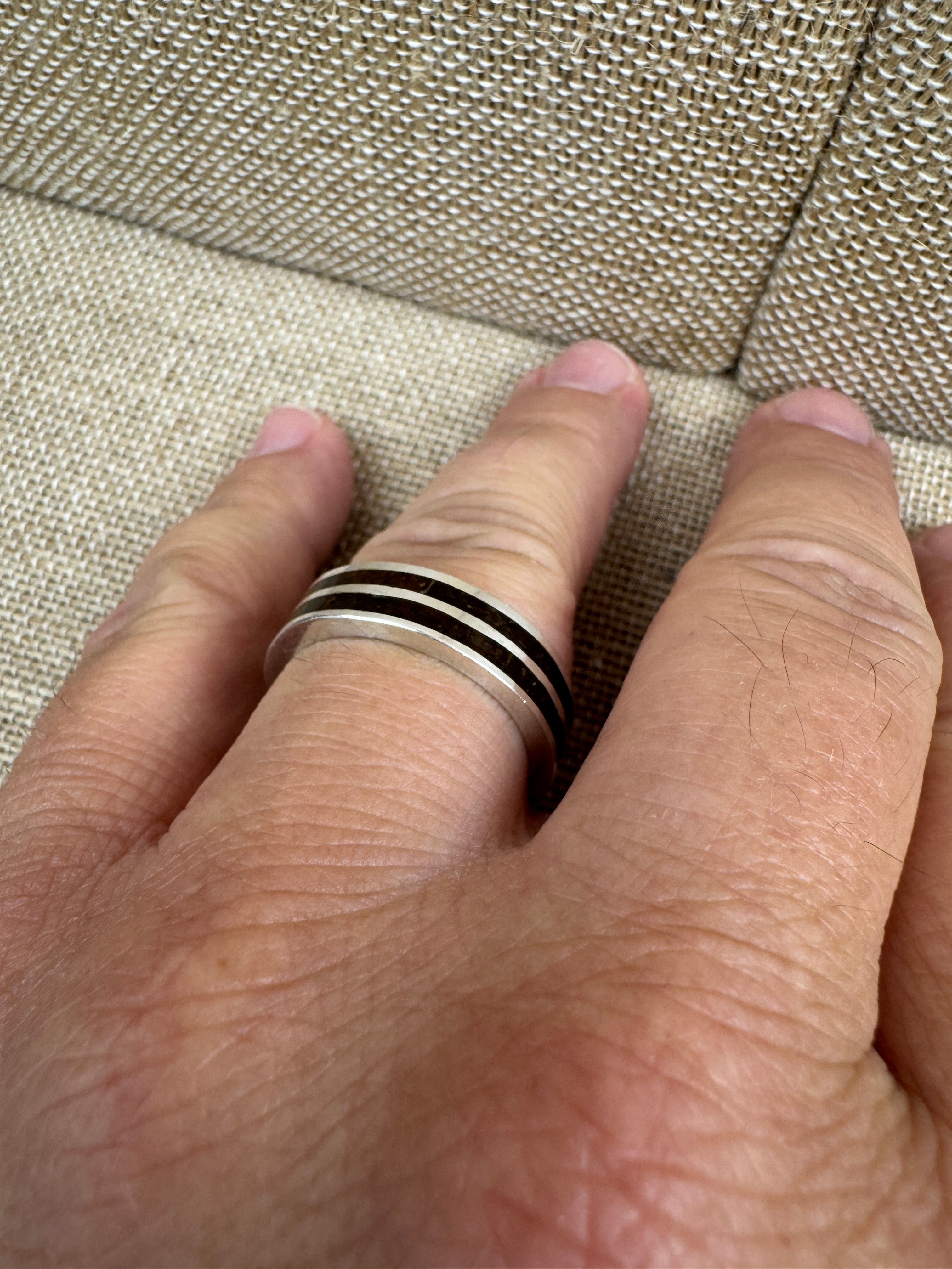 Men’s Baltic All-Around Amber Inlay Statement Ring – Polished Band, Everyday Comfort Fit