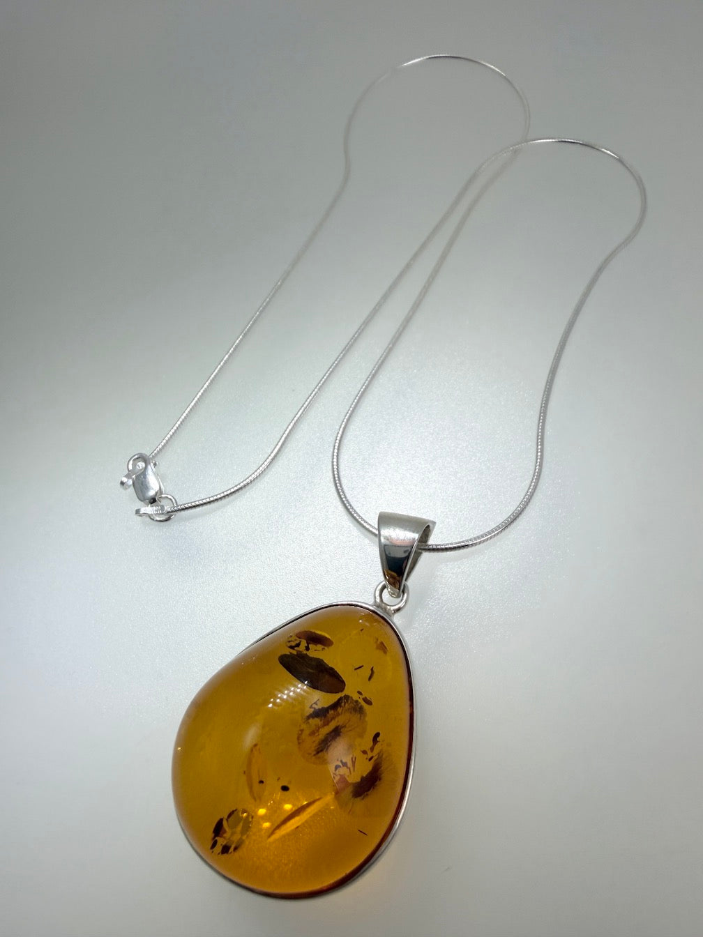 Sterling Silver Honey Baltic Amber Ombre Pendant Necklace – Genuine Baltic Amber Jewelry